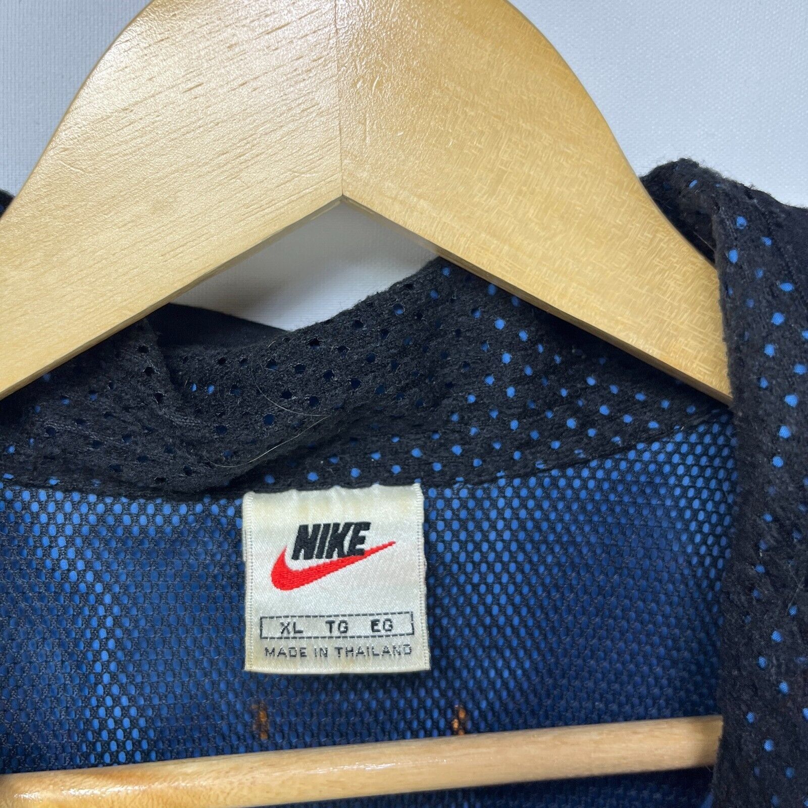 Nike × Vintage Vintage 90s Nike F.I.T. Windbreaker Track Jacket XL Size US XL / EU 56 / 4 - 5 Thumbnail