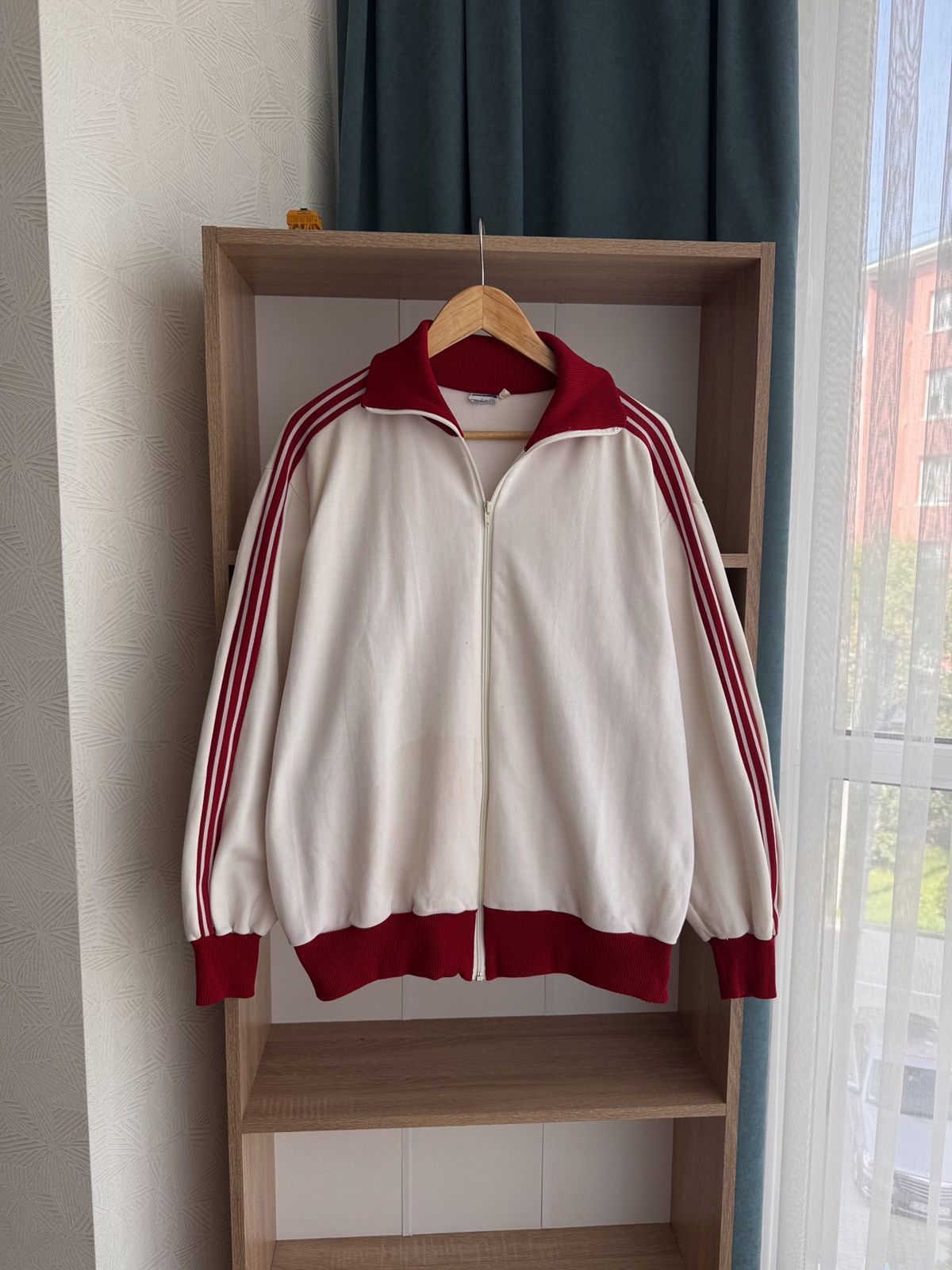 Adidas × Japanese Brand × Vintage Vintage Adidas Beige Streetwear Made in Yugoslavia Jacket Size US S / EU 44-46 / 1 - 5 Thumbnail