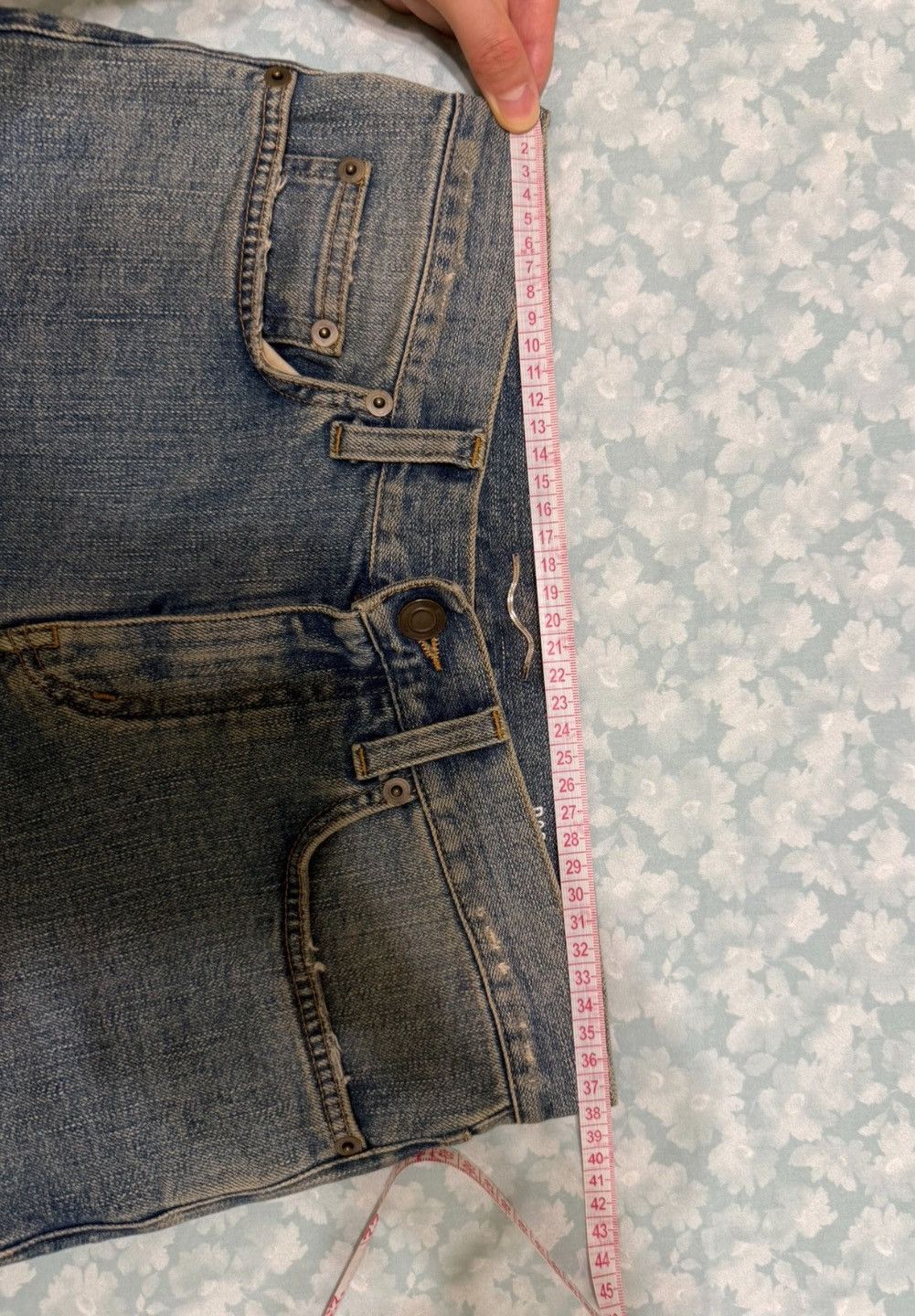 Saint Laurent Paris Saint Laurent 7-hole ripped jeans-2507 Size US 28 / EU 44 - 4 Thumbnail