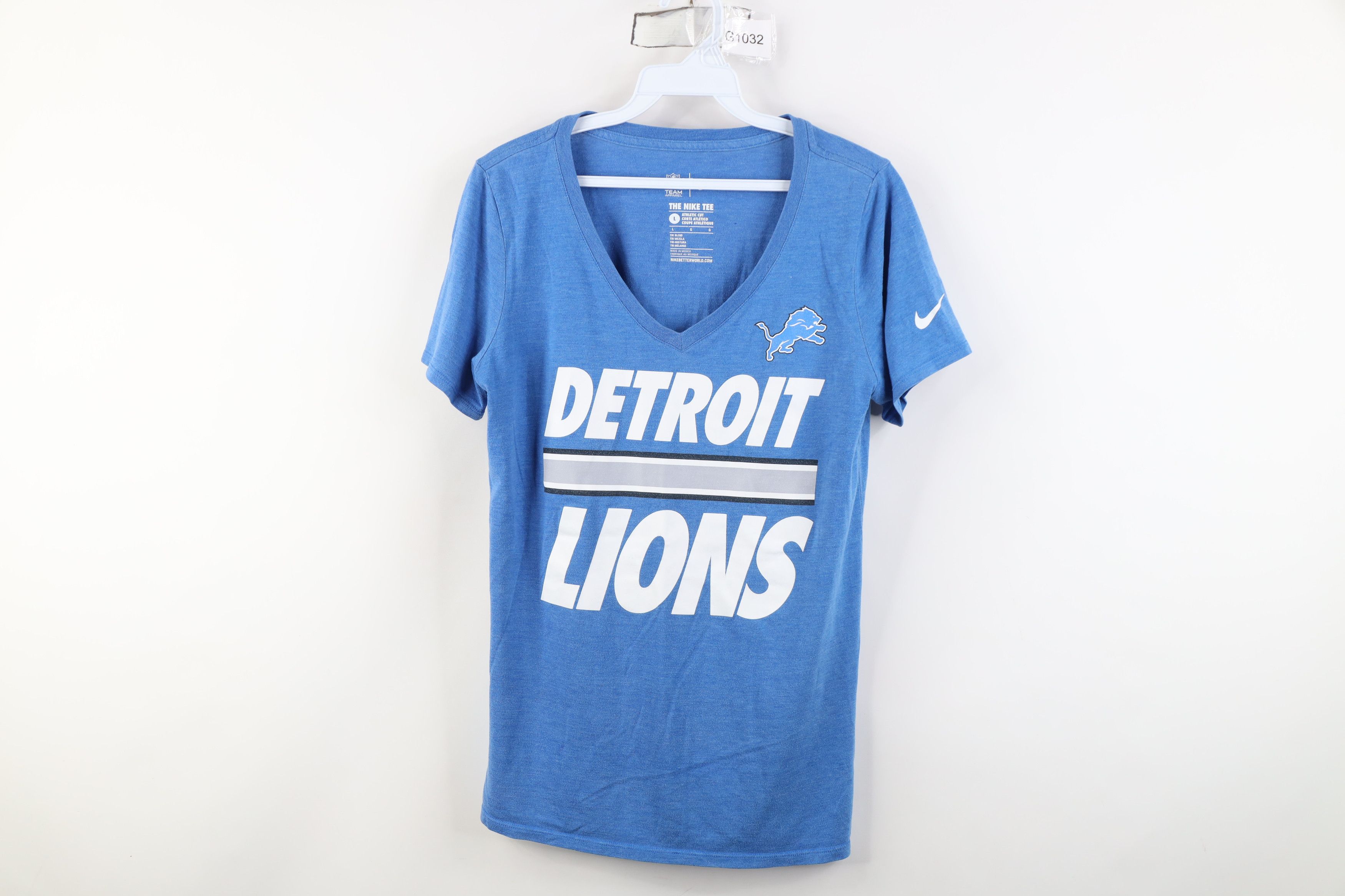 Nike Nike Athletic Cut Detroit Lions Football V-Neck T-Shirt Blue Size L / US 10 / IT 46 - 1 Thumbnail