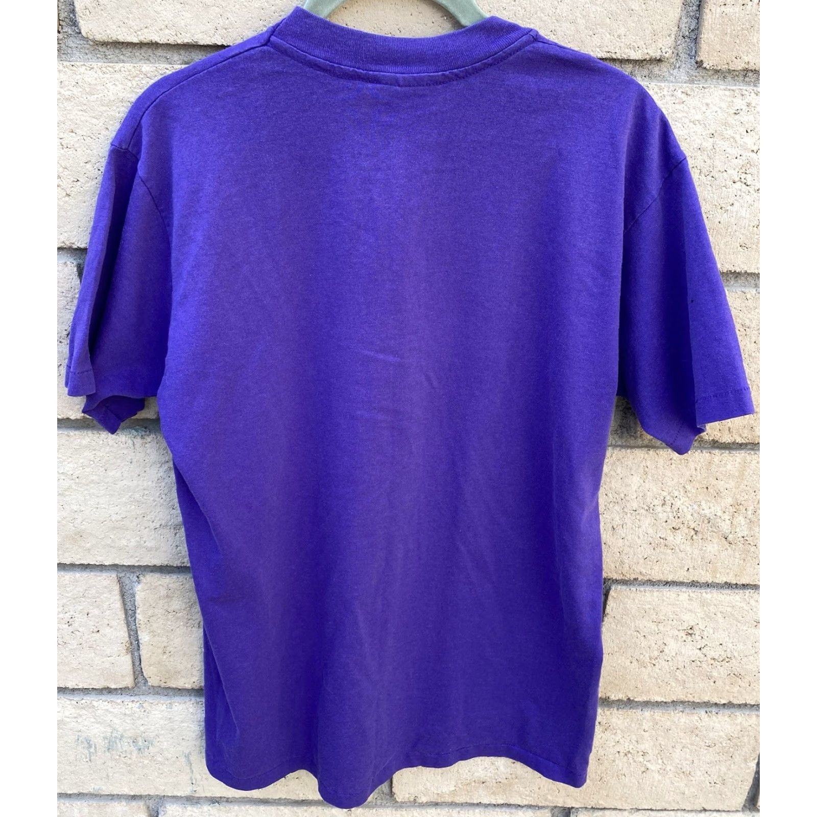 Vintage VINTAGE Vail T Shirt M Mirski Neon Ski Snow Skier Graphics c 1990 Size L Mens Shirt Size US L / EU 52-54 / 3 - 6 Thumbnail