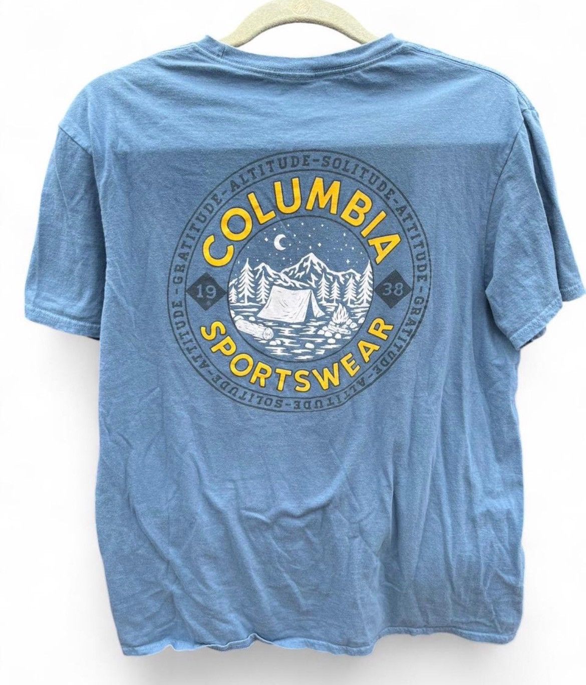 Columbia Columbia Sportswear 'Great Outdoors' Camping Graphic T-Shirt Size US L / EU 52-54 / 3 - 1 Thumbnail