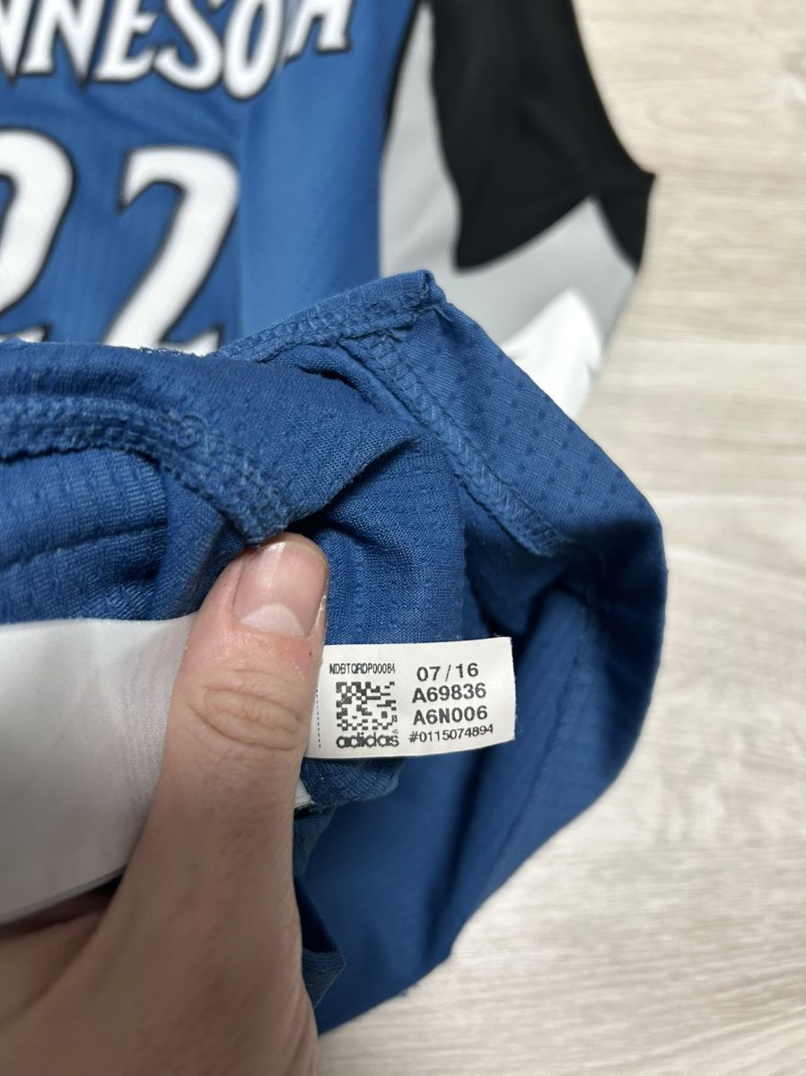NBA Adidas Andrew Wiggins #22 Timberwolves NBA Jersey Sz L +2 Size US XL / EU 56 / 4 - 15 Thumbnail