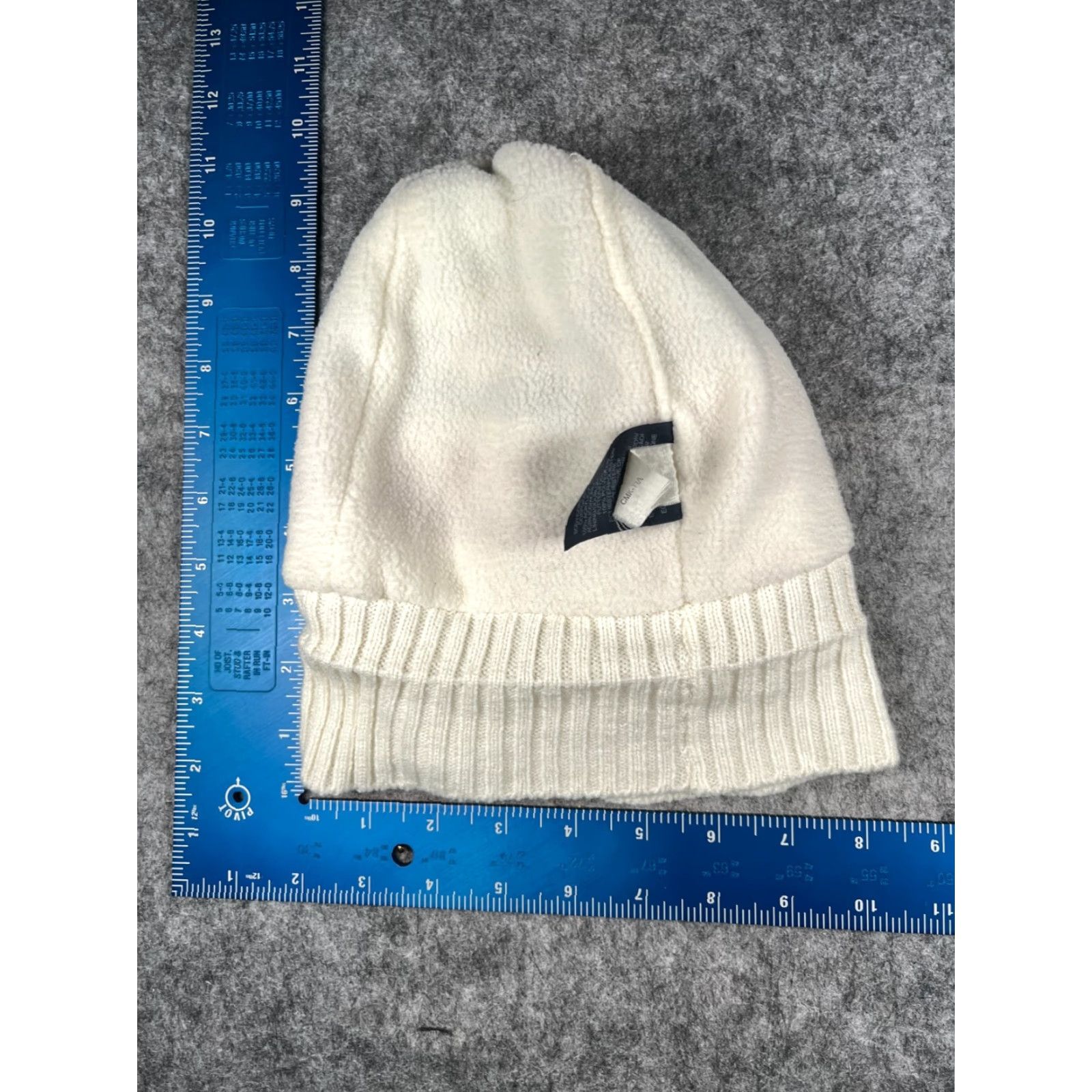 Tommy Hilfiger Tommy Hilfiger Beanie Hat One Size White Stripe Knit Acrylic Poly Lined Women Beanie Adjustable Lined Logo Winter Outdoor Ski Mens Womens Size ONE SIZE - 6 Thumbnail