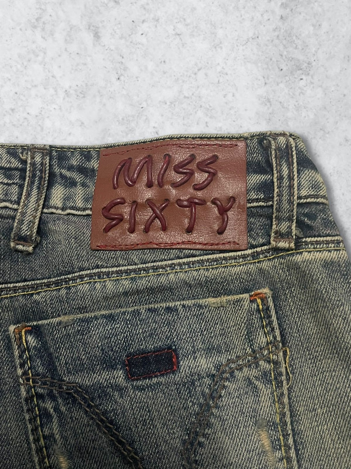 Miss Sixty Vintage Miss Sixty Sand Wash Ripped Italian Designer Jeans Size 28" / US 6 / IT 42 - 9 Thumbnail
