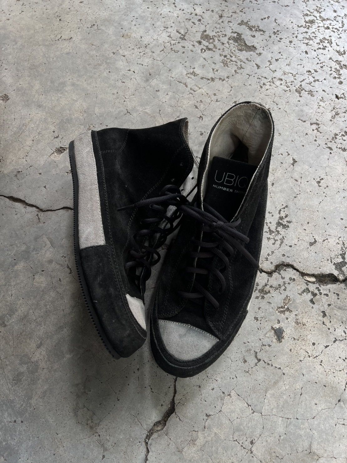 Number (N)ine AW13 NUMBER (N)INE X UBIQ HIGH TOP SNEAKERS Size US 10 / EU 43 - 2 Thumbnail
