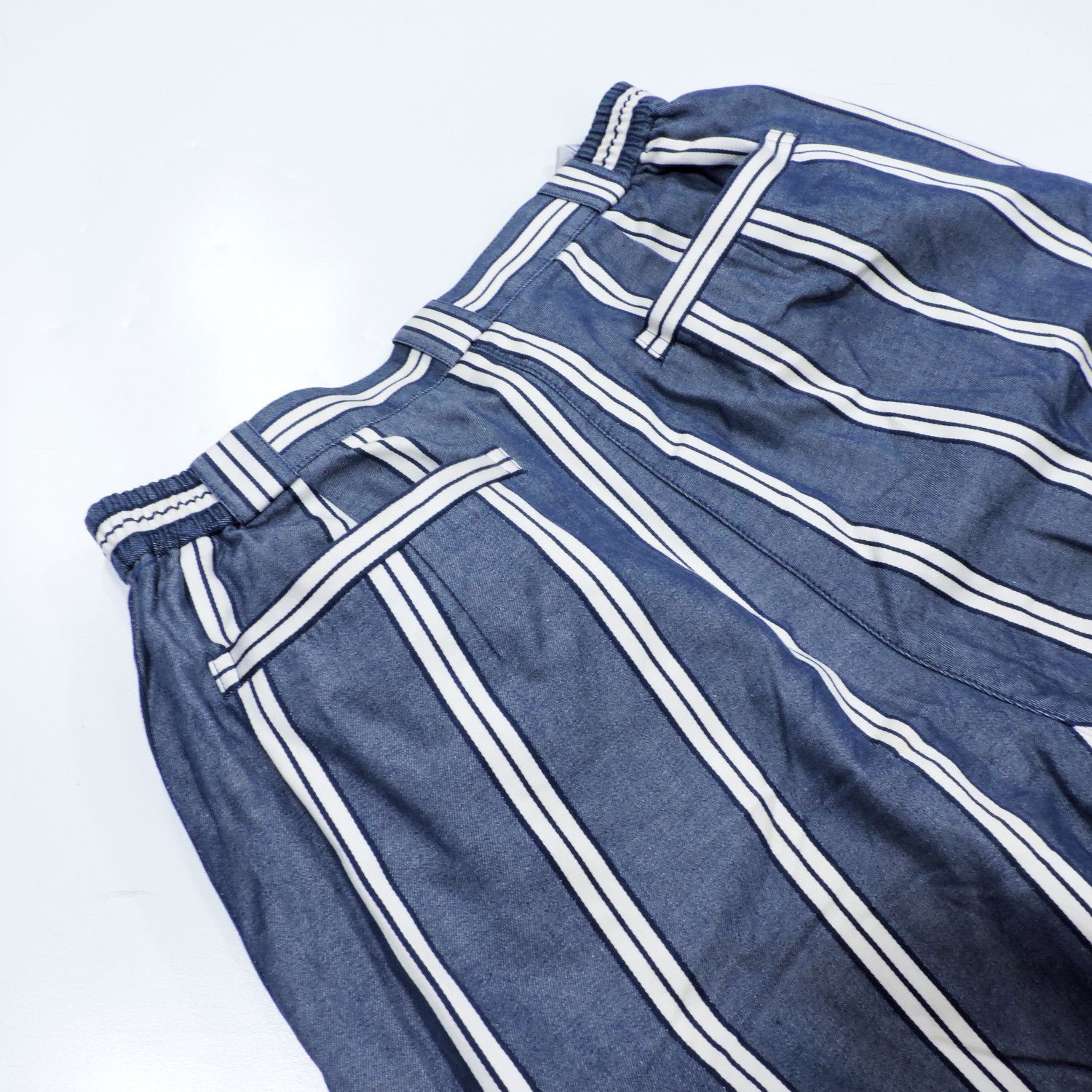Christian Dior Monsieur CHRISTIAN DIOR SPORT STRIPED SHORT PANTS Size 27" / US 4 / IT 40 - 13 Thumbnail