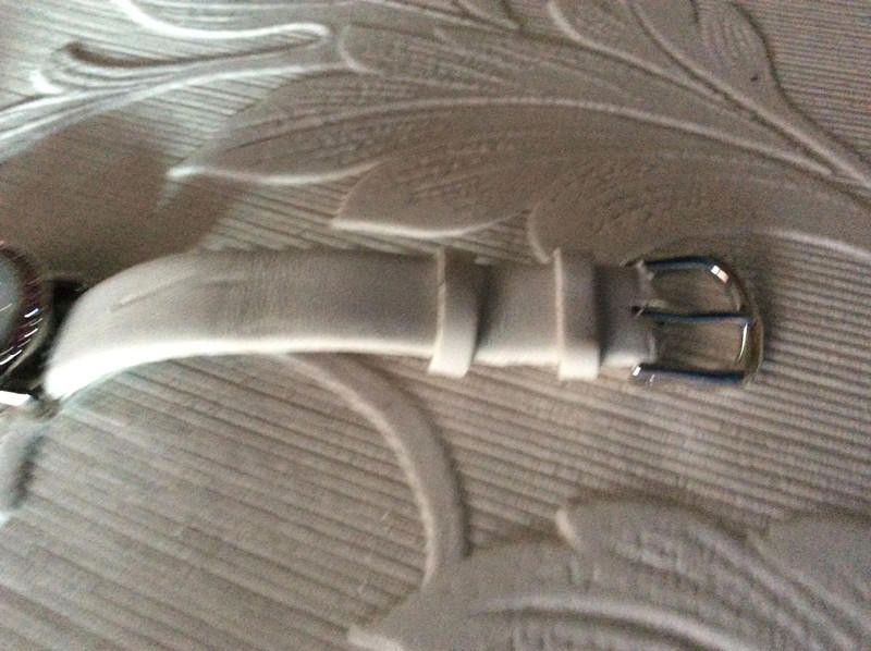Designer Limit mumy white leather strap watch Size ONE SIZE - 6 Thumbnail
