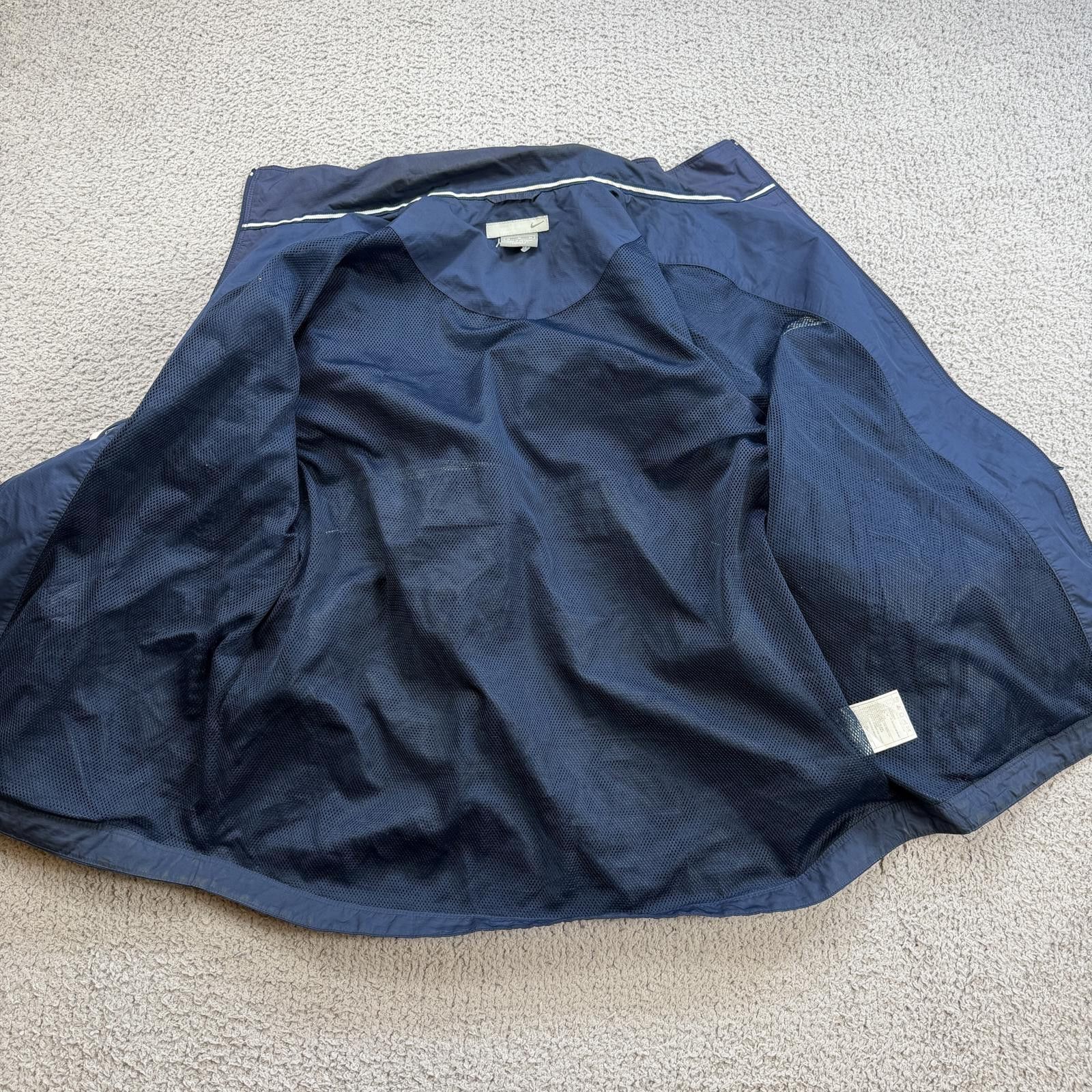 Nike Nike Navy Windbreaker Jacket Mens M Small Swoosh Full Zip Size US M / EU 48-50 / 2 - 5 Thumbnail