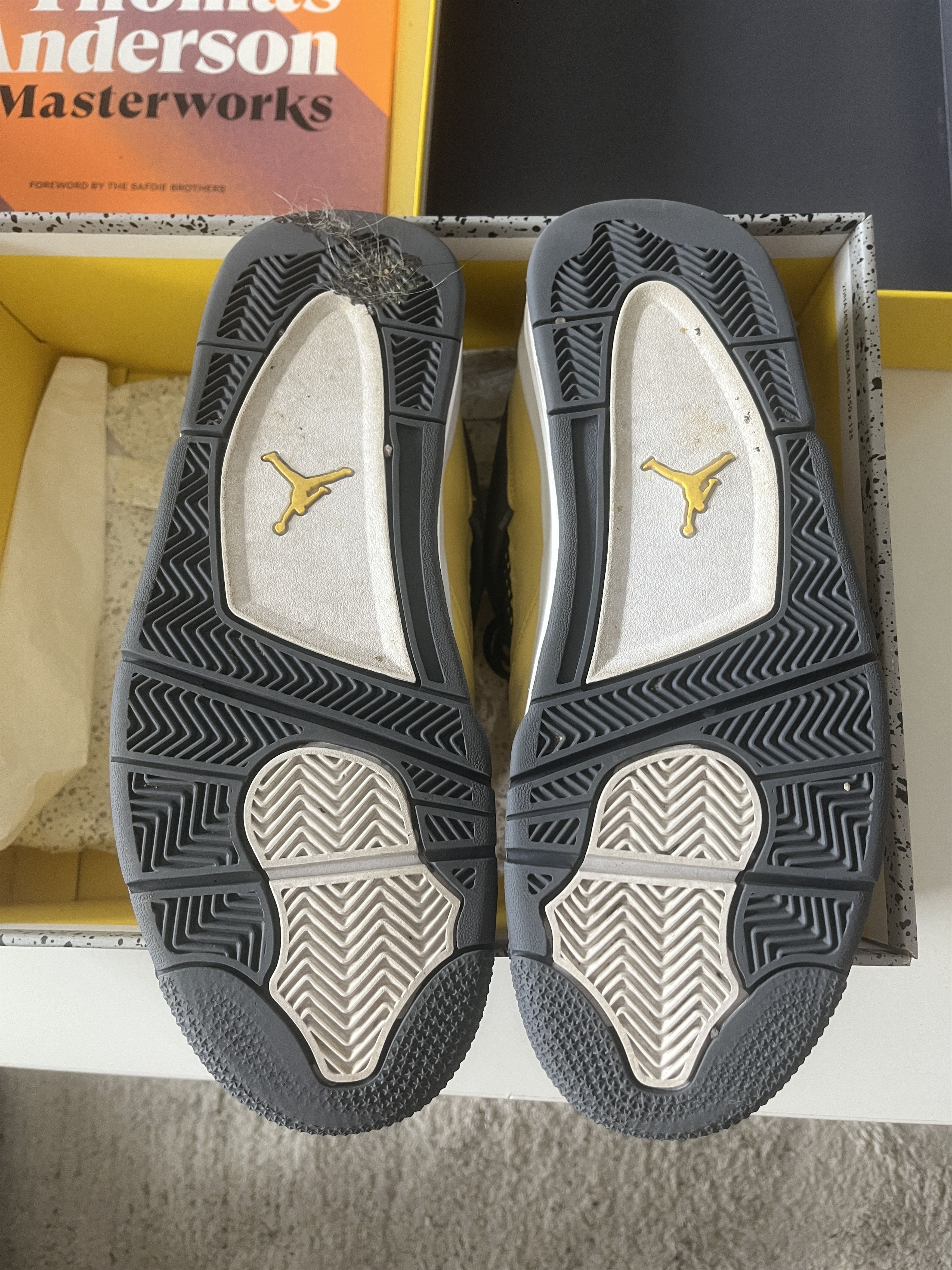 Jordan Brand × Nike Air Jordan 4 Lightning Size US 9.5 / EU 42-43 - 5 Thumbnail