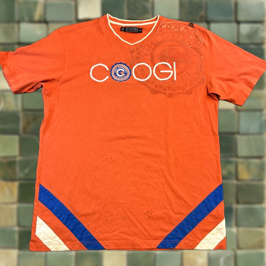 Coogi VINTAGE COOGI T-Shirt 2XL Men Orange Short Sleeve V-Neck Embroidered 90s Hip Hop Australia Size US XXL / EU 58 / 5 - 1 Thumbnail