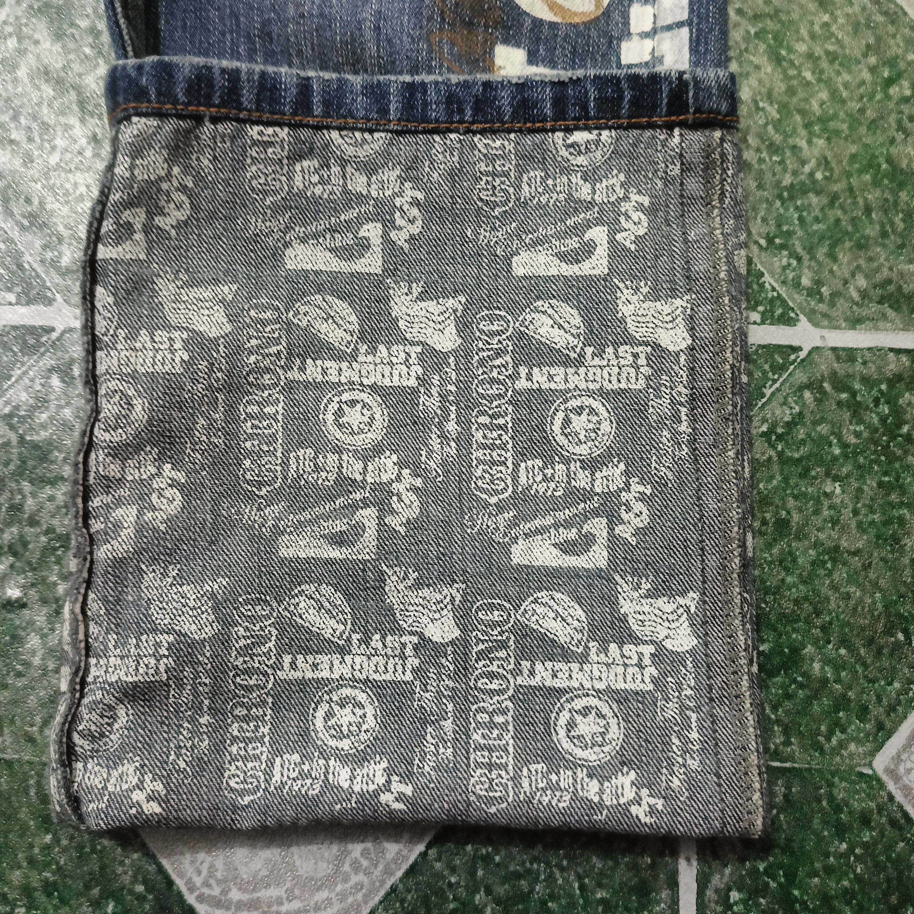 In The Attic 90s In the attic jeans rare patches code No 8370 A Size US 31 - 8 Thumbnail