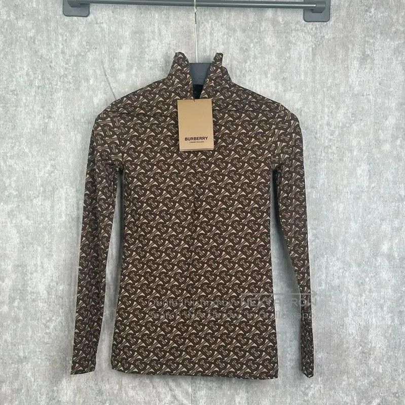 Burberry Burberry Long Sleeve Yellow Shirt. Size XS / US 0-2 / IT 36-38 - 1 Thumbnail