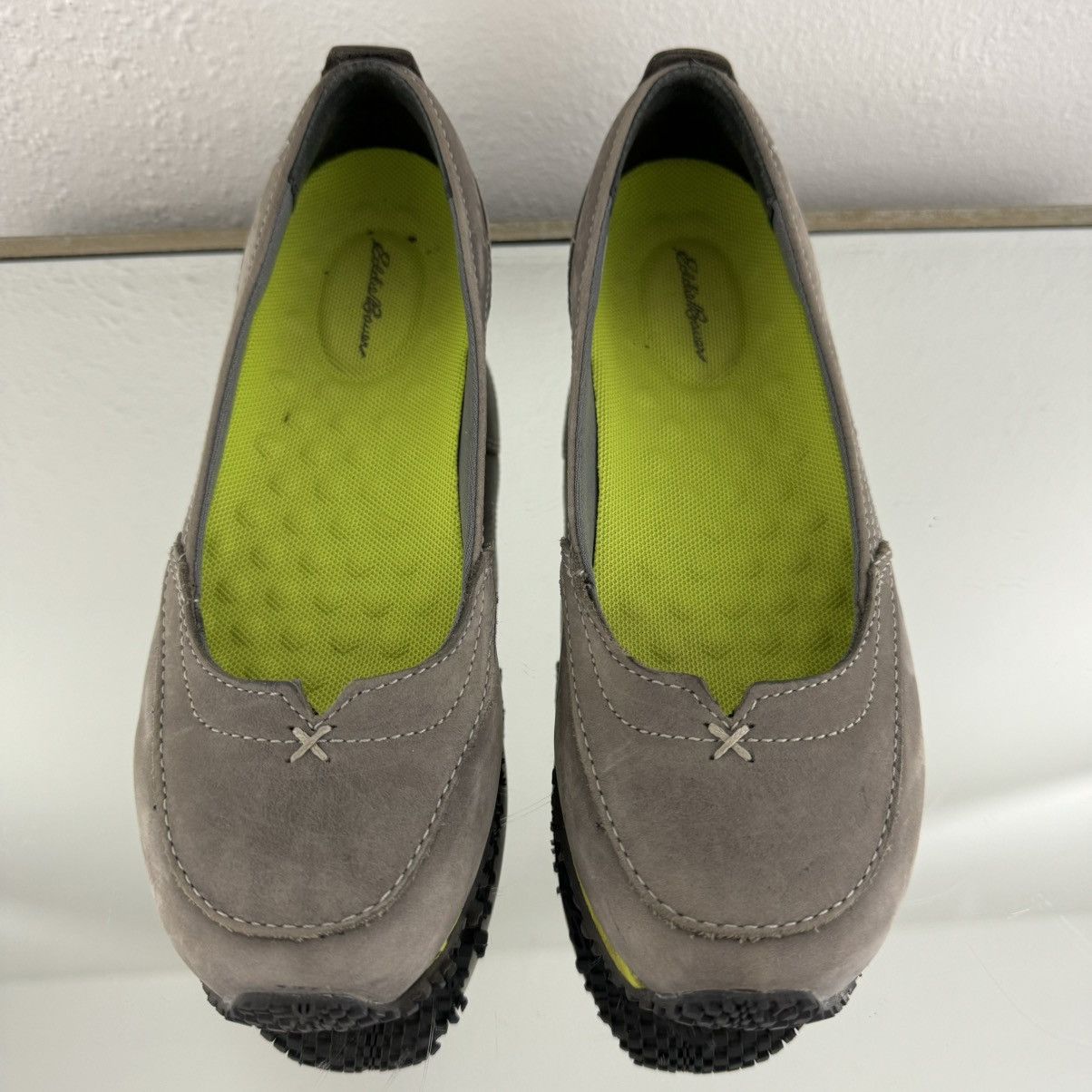 Eddie Bauer EDDIE BAUER Y2K Grey Neon Green Suede Sporty Slip On Flats Size US 7 / IT 37 - 8 Thumbnail