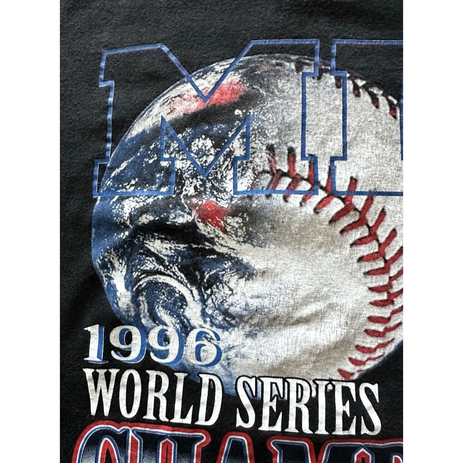 Vintage VINTAGE 90s New York Yankees 1996 World Champion T-Shirt Single Stitch XL Black Size US XL / EU 56 / 4 - 4 Thumbnail