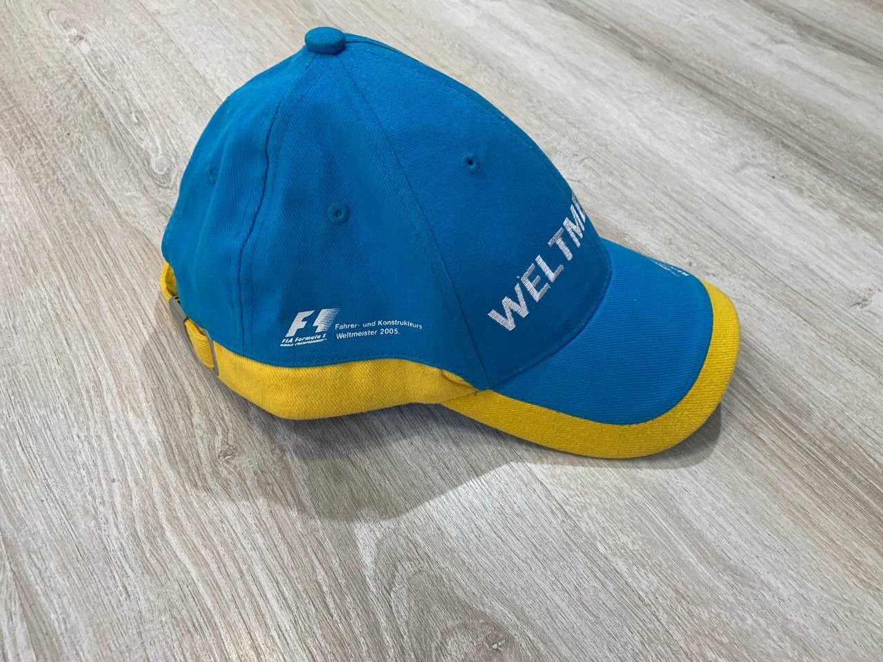 Vintage Mens vintage cap Renault Formula 1 Size ONE SIZE - 3 Thumbnail