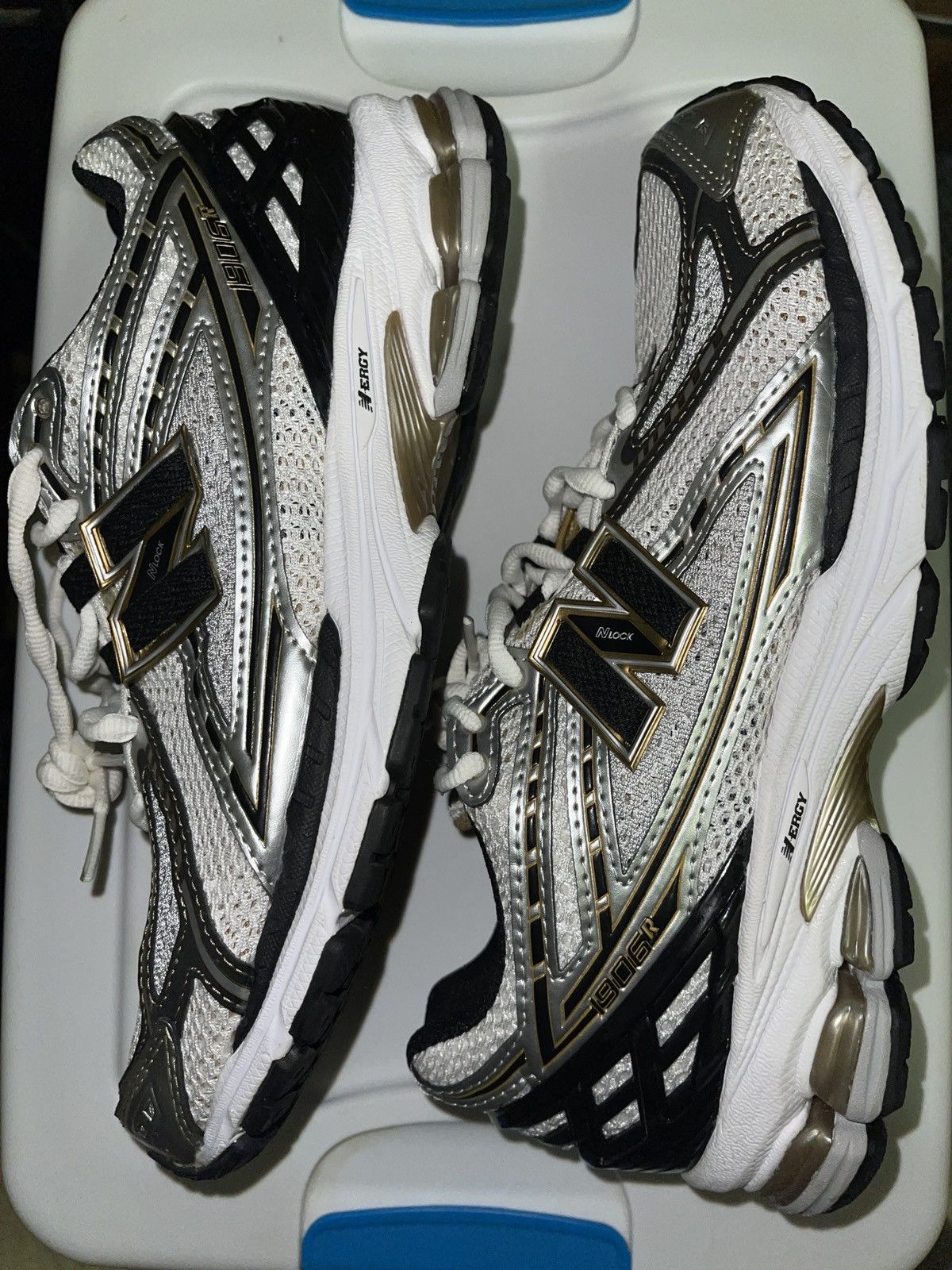 New Balance New Balance 1906R Size US 8 / EU 41 - 2 Thumbnail