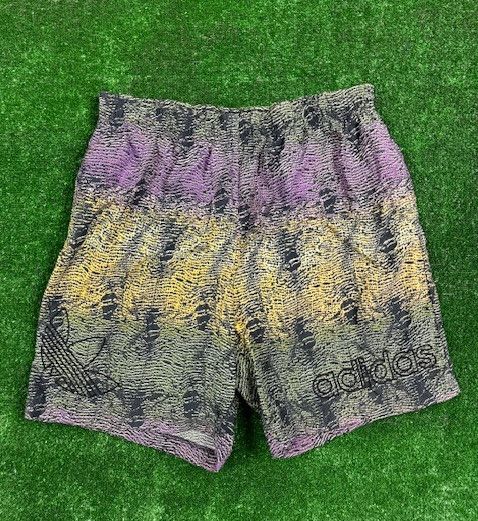 Adidas × Vintage Vintage 90s adidas shorts Size US 34 / EU 50 - 1 Thumbnail