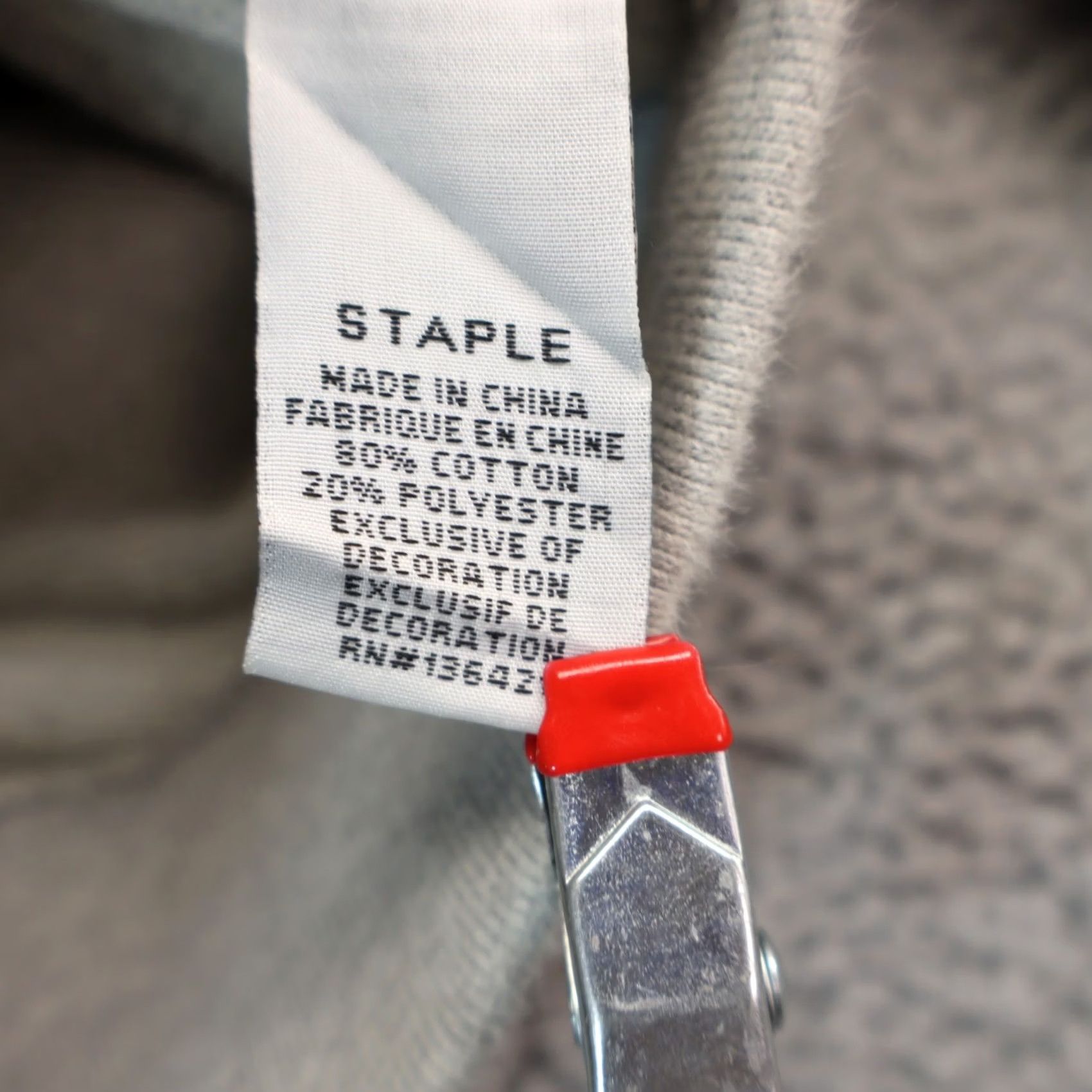 KangaROOS Staple Pigeon Brand Plaid Hoodie 1/4 Zip Kangaroo Pocket Sz Med Red Cotton Men Shirt Hoodie Pullover Regular 1/4 Zip Long Sleeve Vintage N/A Size US M / EU 48-50 / 2 - 6 Thumbnail