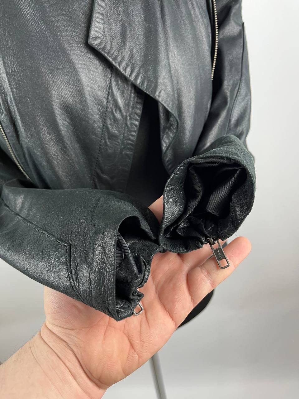 Surface To Air Rare Surface To Air x Kim Gordon Leather Biker Jacket Size XS / US 0-2 / IT 36-38 - 6 Thumbnail