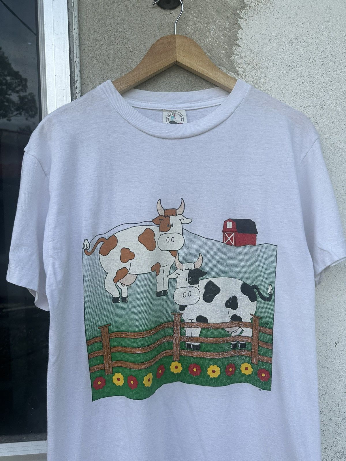Vintage Vintage 90's Art Graphic Cow Street Tees Size US L / EU 52-54 / 3 - 3 Thumbnail