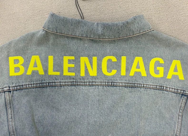 Balenciaga Balenciaga size 52 Embroidered logo single-breasted long-sl Size US M / EU 48-50 / 2 - 3 Thumbnail