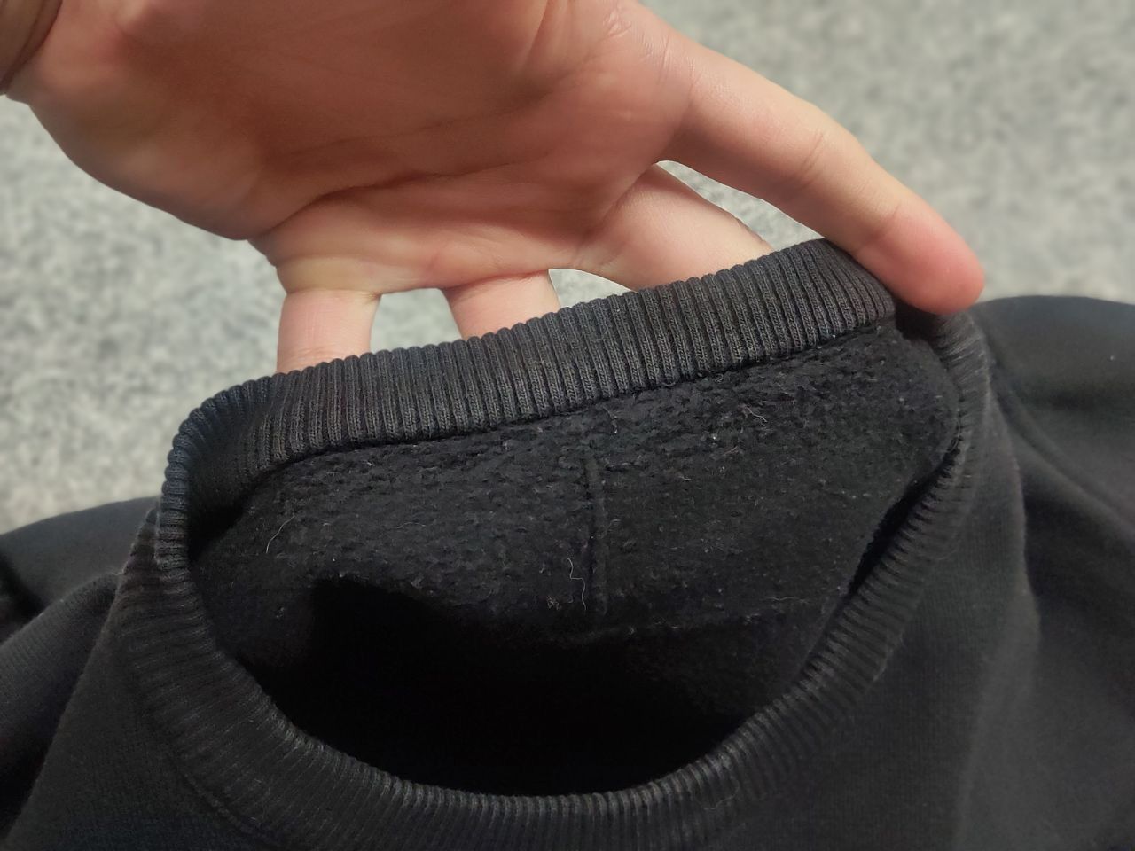 Givenchy Givenchy Girl Logo Embroidery Authentic Crewneck Sweatshirt Size US S / EU 44-46 / 1 - 17 Thumbnail
