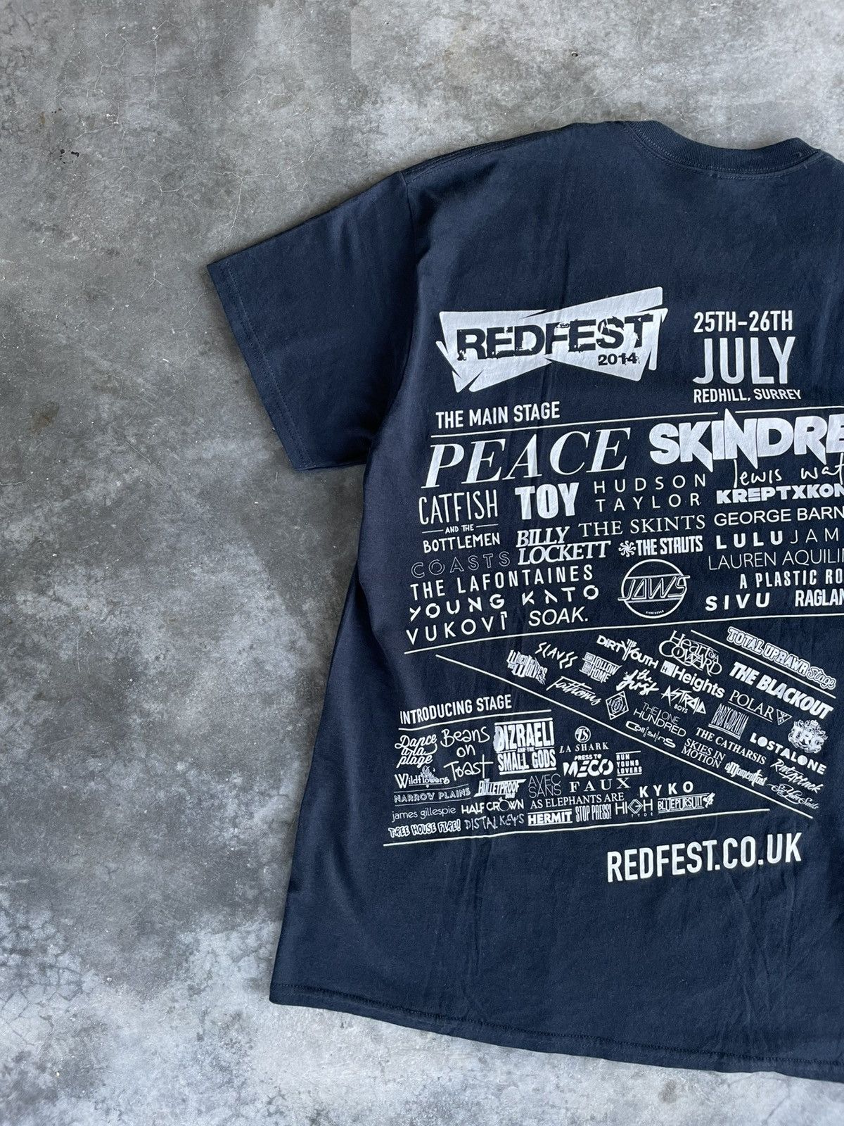 Band Tees RedFest 2014 Size US M / EU 48-50 / 2 - 5 Thumbnail
