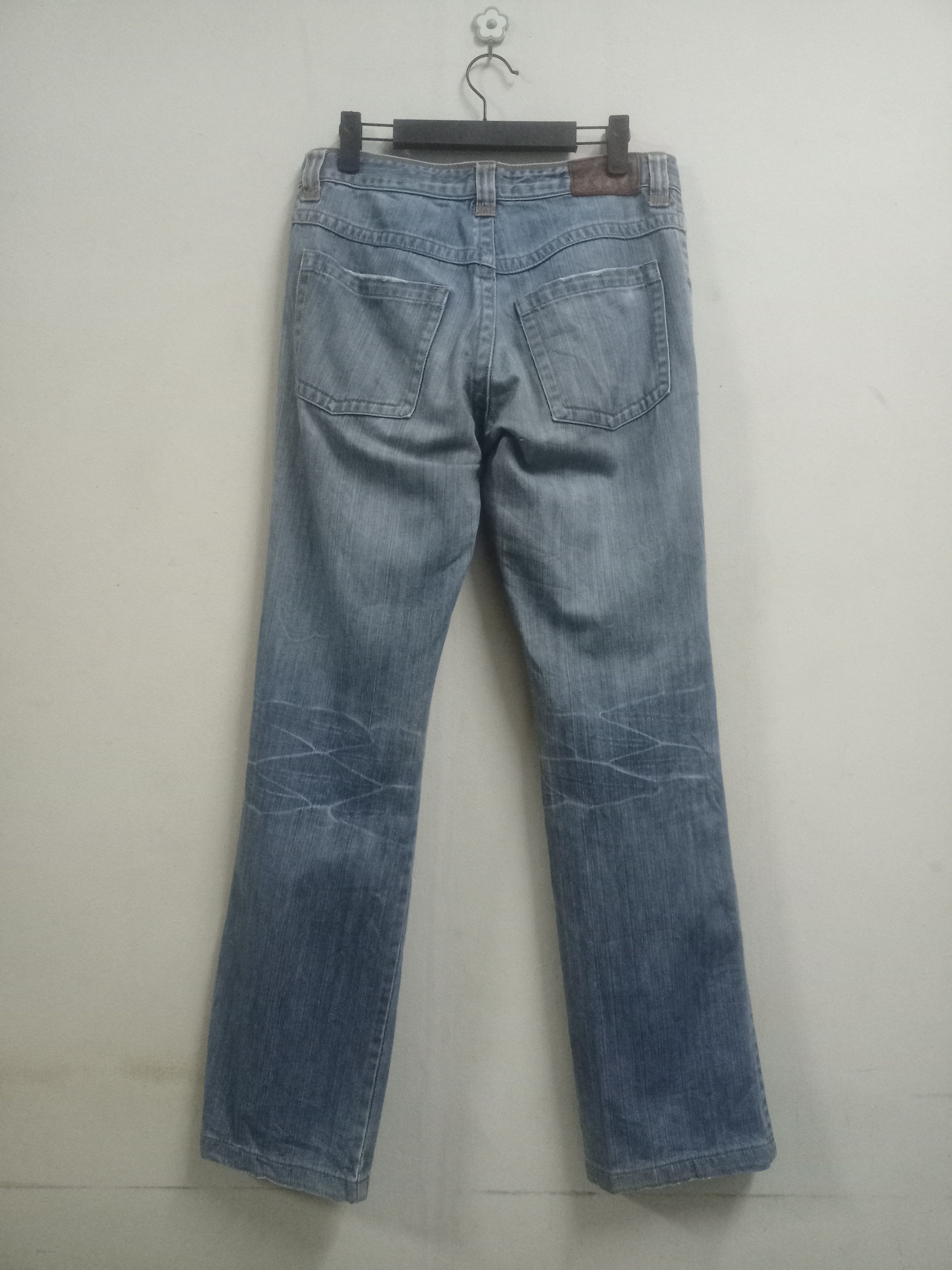 Calvin Klein Vintage Calvin Klein Blue Wash Distressed Baggy Style Jeans Size US 30 / EU 46 - 2 Thumbnail