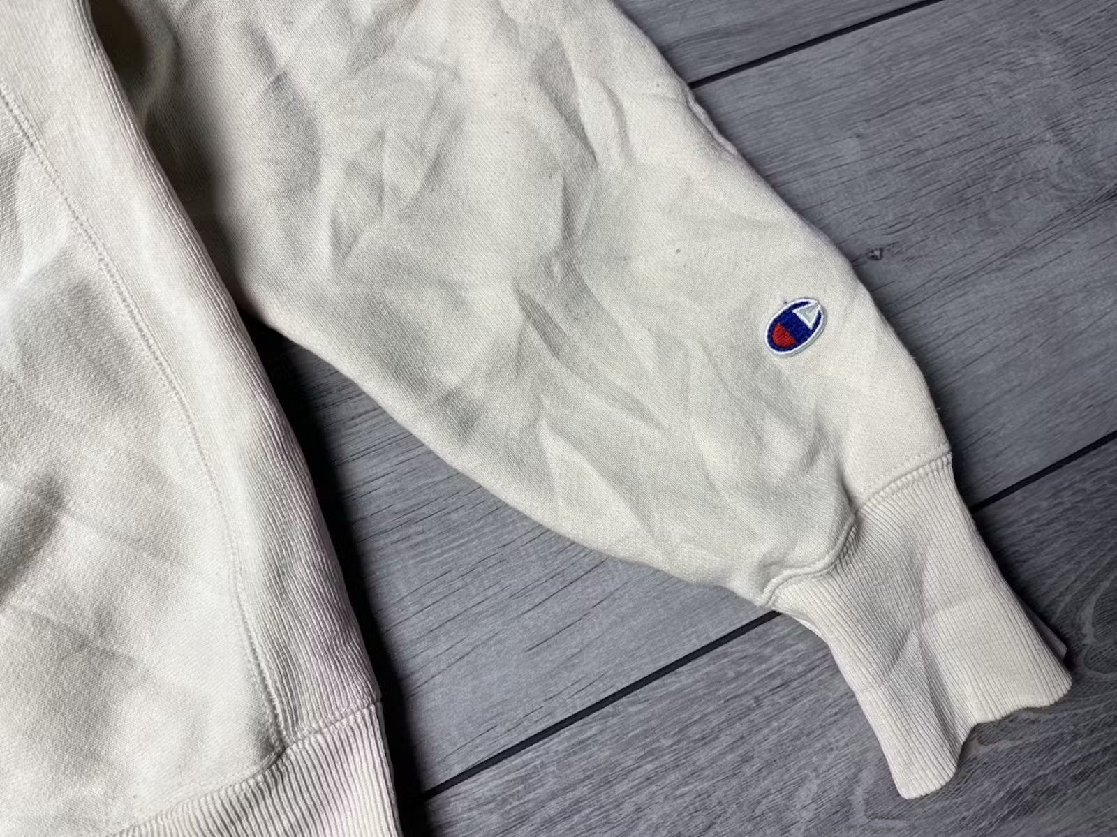 Champion Vintage Champion sweatshirt reverse weave size Small Size US S / EU 44-46 / 1 - 4 Thumbnail
