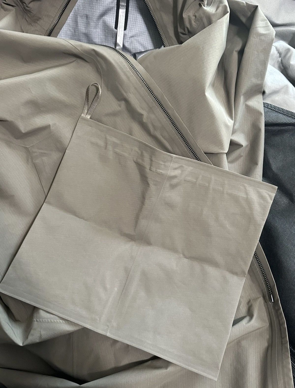Arc'teryx Arc'tery Veilance Men's Monitor Coat Size US XL / EU 56 / 4 - 5 Thumbnail