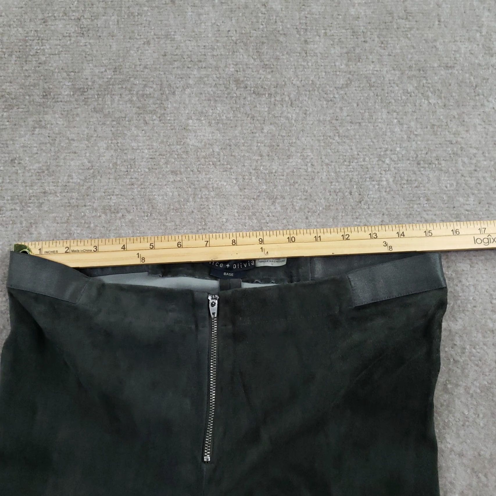 Alice + Olivia Alice + Olivia Base Pants Womens 12 Gray Leather Skinny Zip Zipper Pants Womens 12 Gray Leather Skinny Zip Zipper Size 34" / US 12 / IT 48 - 6 Thumbnail