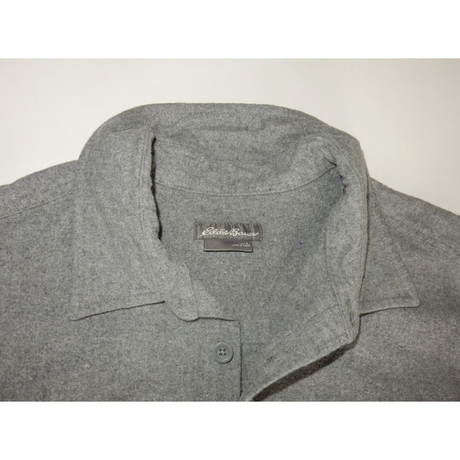 J.Crew Vintage Eddie Bauer Men's Chamois Button-Front Shirt Size Large Long Sleeve Gray Size US L / EU 52-54 / 3 - 4 Thumbnail