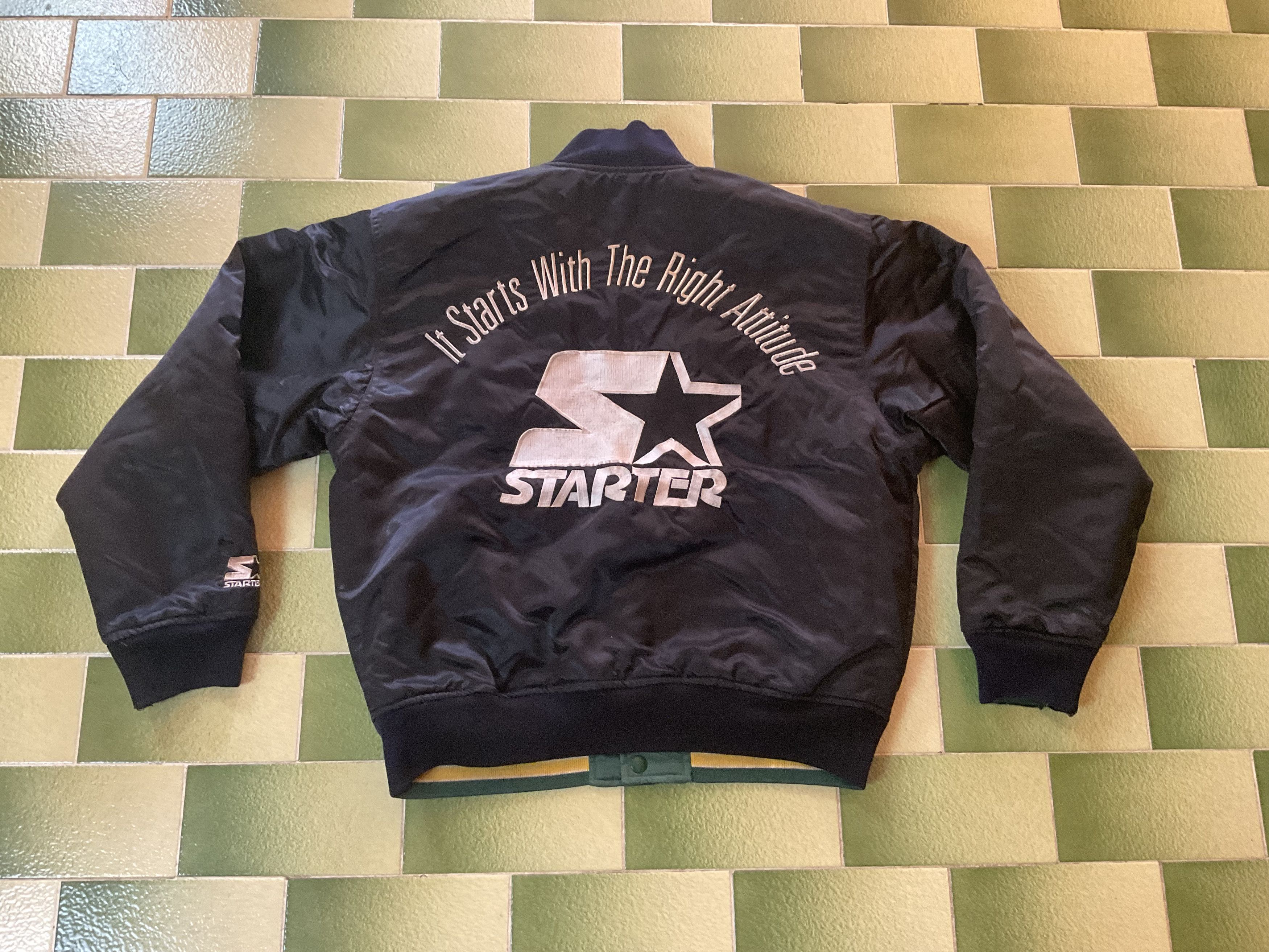 MLB Vintage Reversible Oakland Athletics Bomber Jacket Distress Size US L / EU 52-54 / 3 - 4 Thumbnail
