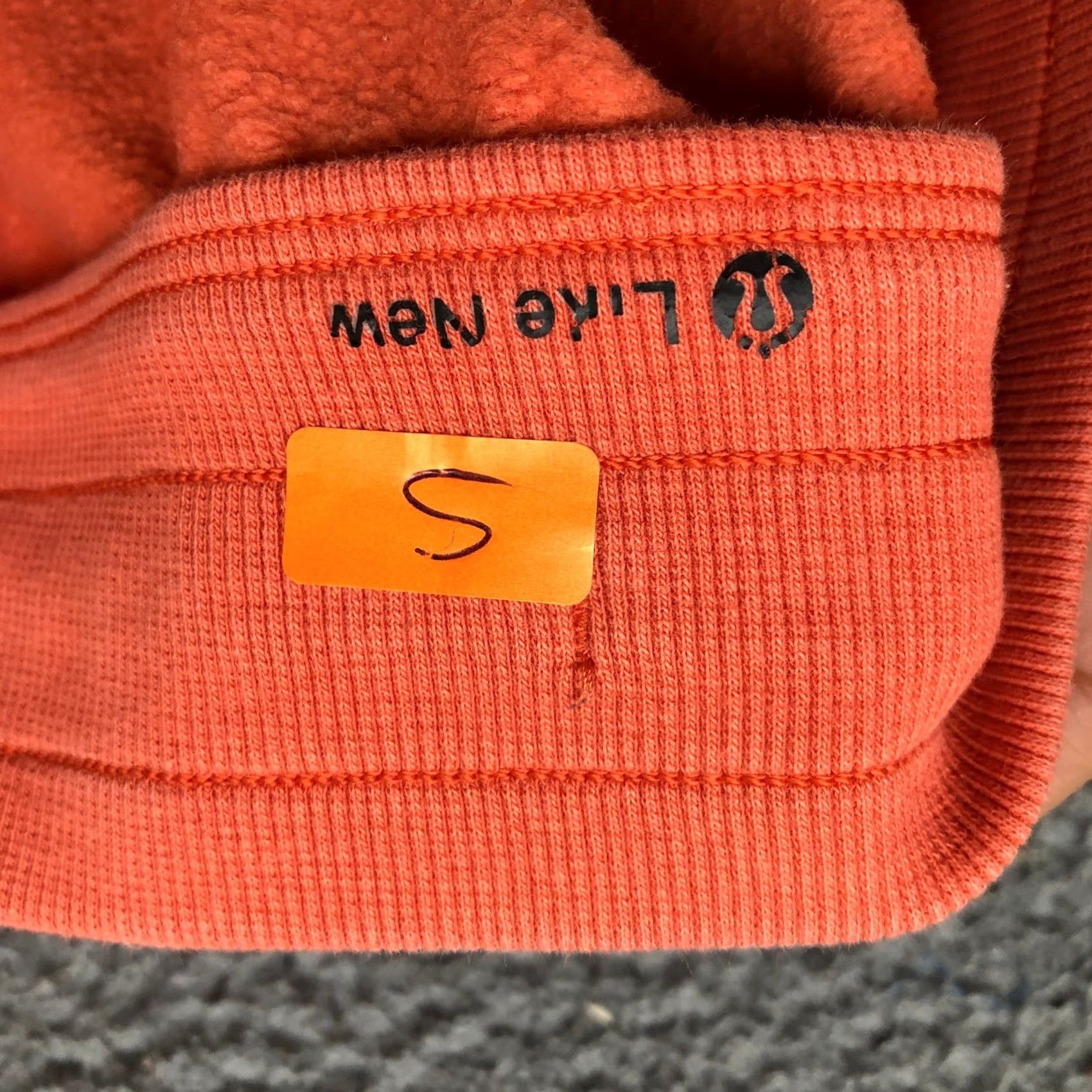 Lululemon VINTAGE? No. Size 28" / US 6 / IT 42 - 3 Thumbnail