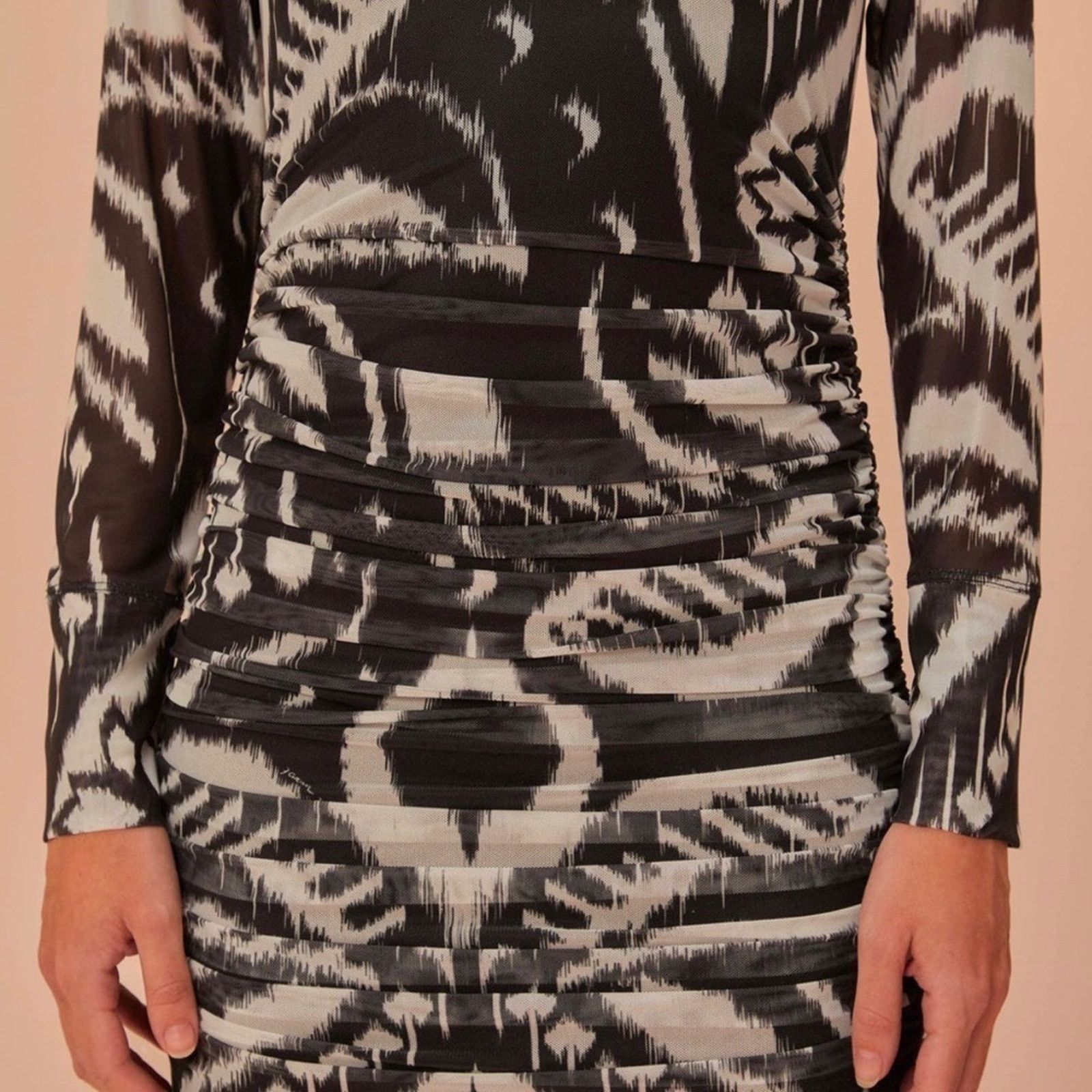 Farm Rio NWT FARM Rio Pineapple Ikat Black Tulle Midi Dress Size XS / US 0-2 / IT 36-38 - 5 Thumbnail