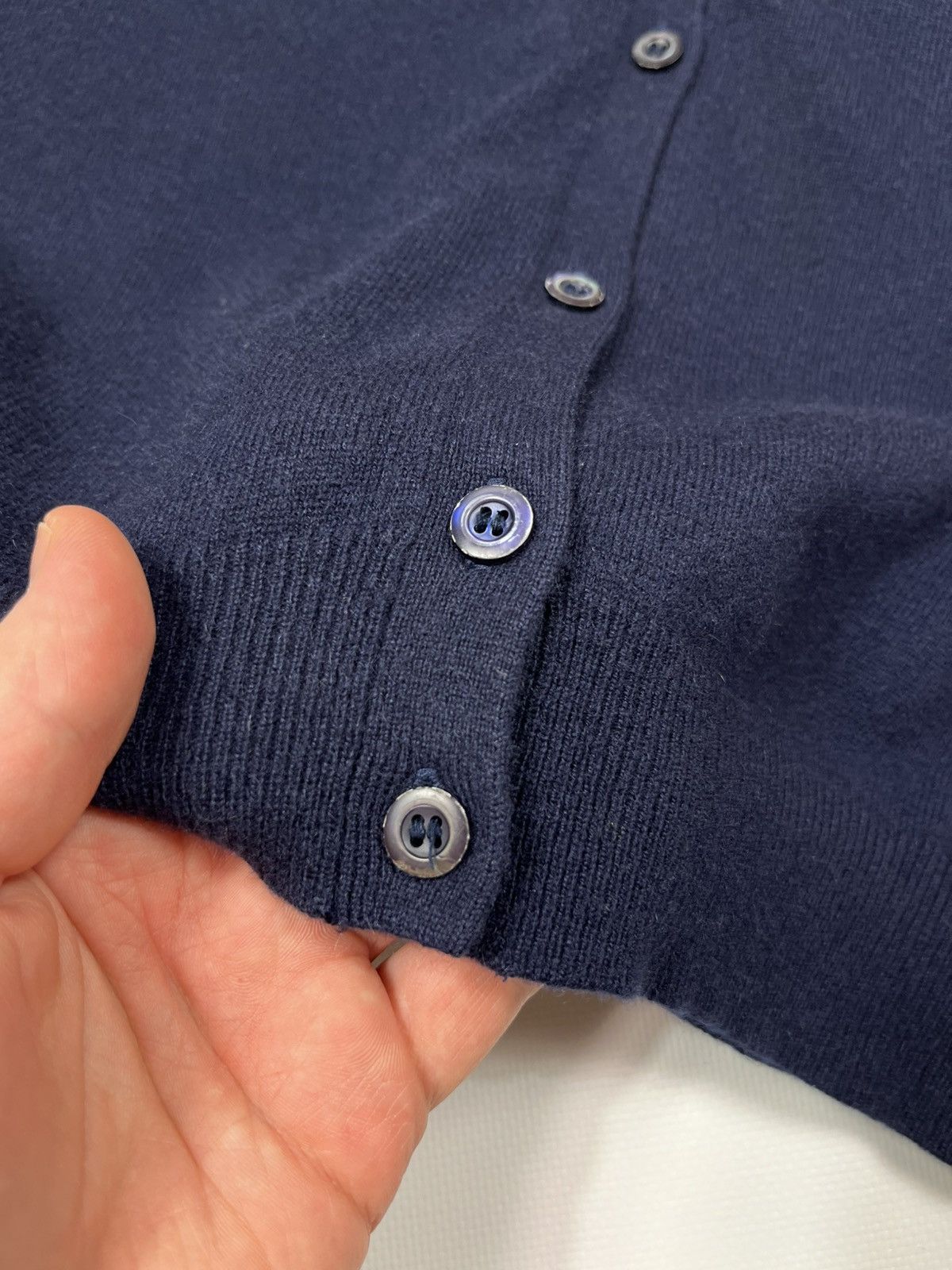 Prada Prada Milano Pure Cashmere Cardigan V-Neck Navy Blue Size 40 Size S / US 4 / IT 40 - 14 Thumbnail