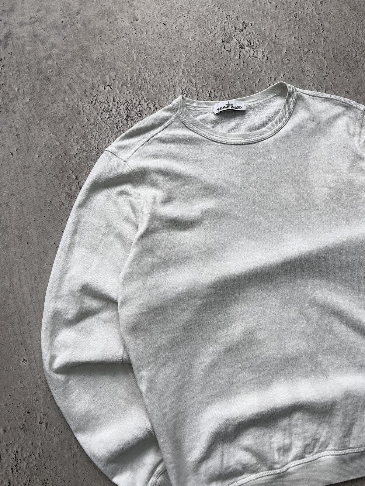 Stone Island WHITE GRADIENT WASHED STONE WHITE SWEATSHIRT STONE ISLAND Size US L / EU 52-54 / 3 - 2 Thumbnail