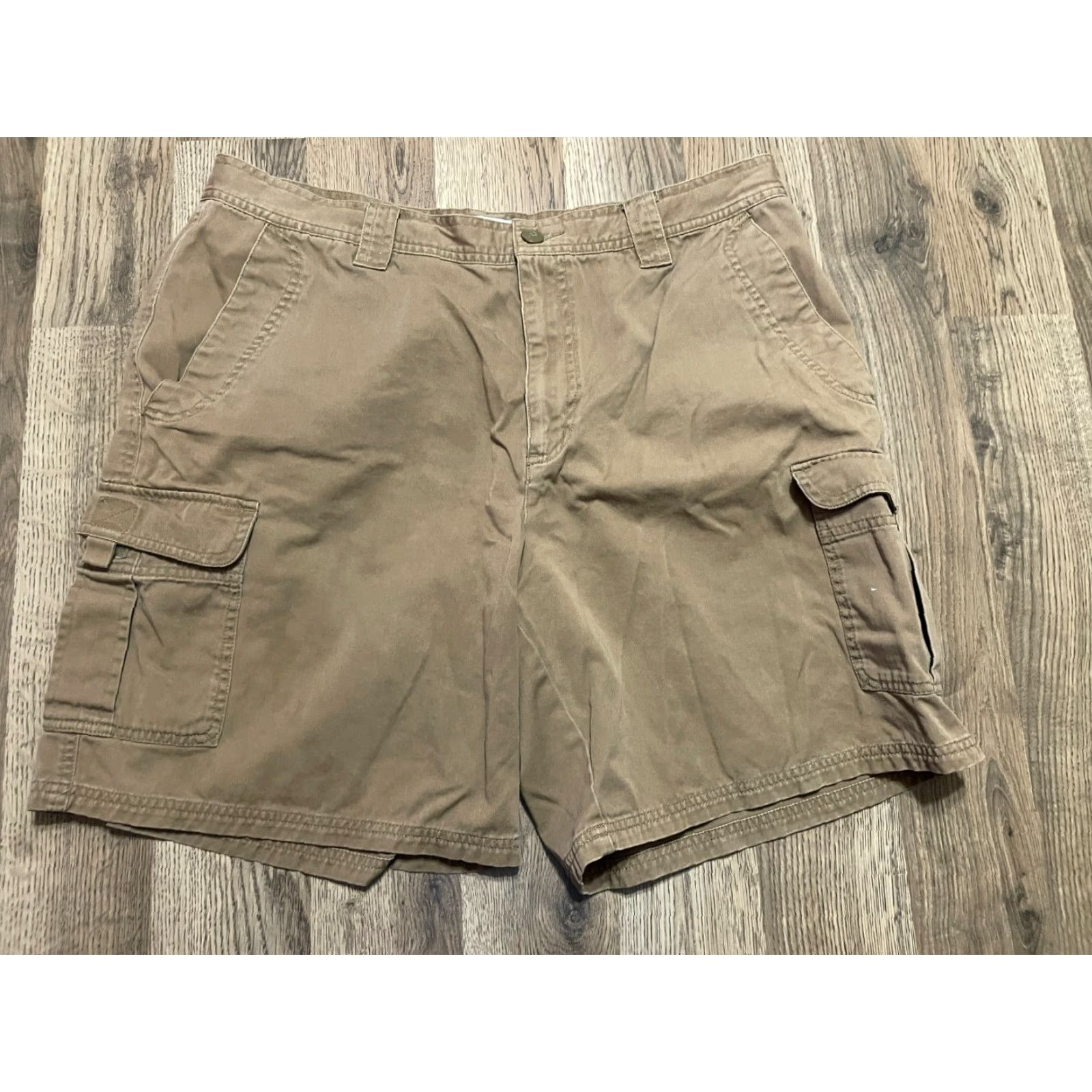 Vintage Columbia Shorts Men's Size 38 Brown Cargo Shorts Size US 38 / EU 54 - 2 Thumbnail