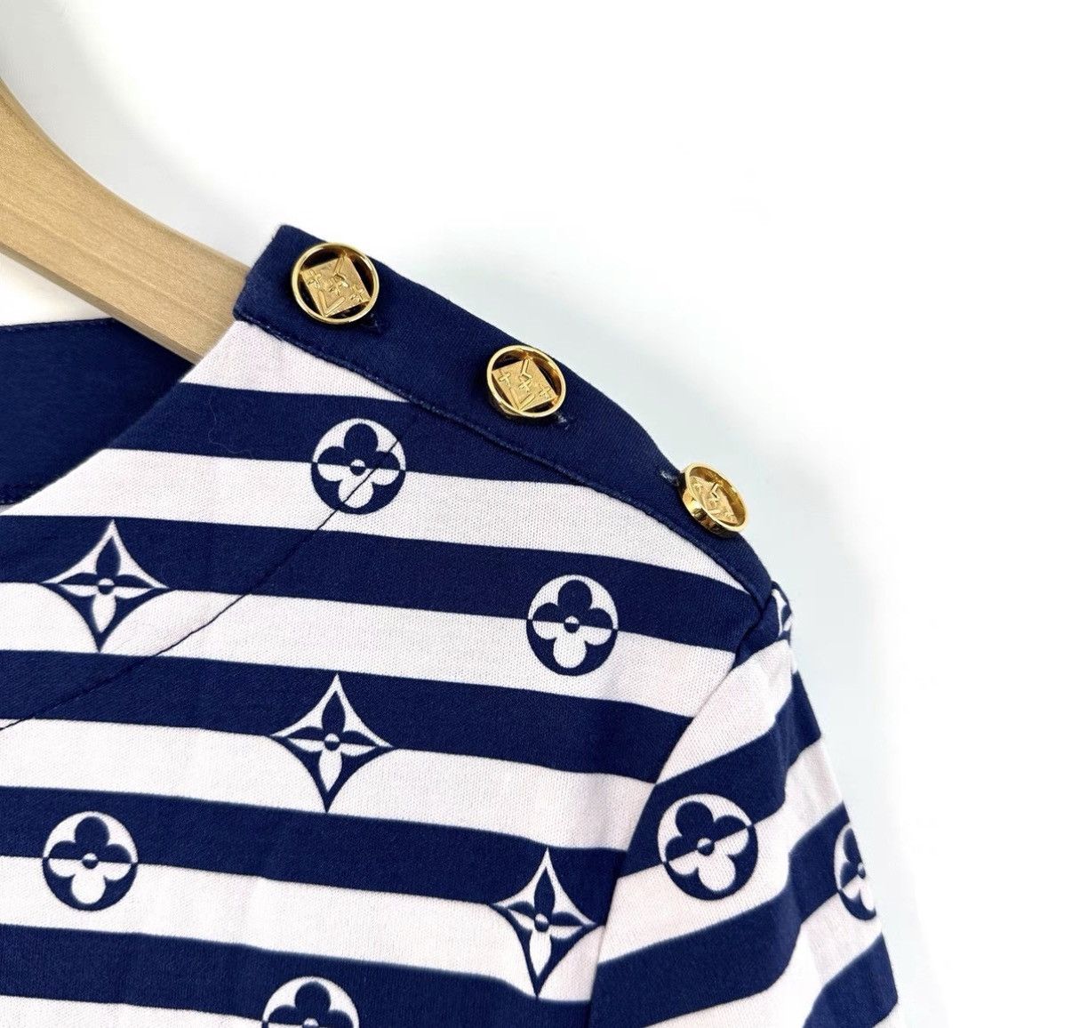 Louis Vuitton Louis Vuitton Monogram Print Three-Quarter Sleeve K12 Size S / US 4 / IT 40 - 5 Thumbnail