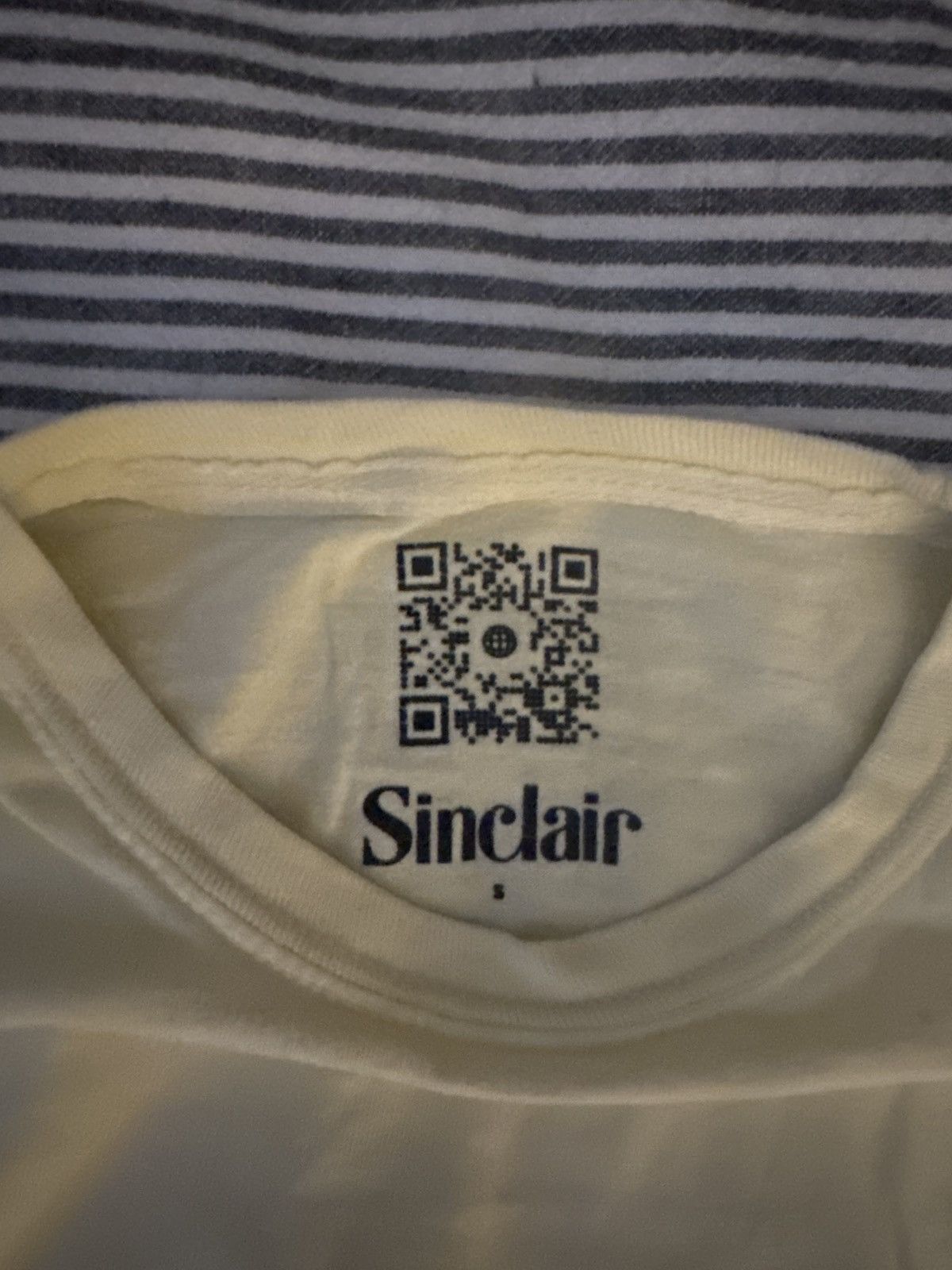Sinclair Global Sinclear Teddy Bear shirt circa 2021 Size US S / EU 44-46 / 1 - 2 Thumbnail