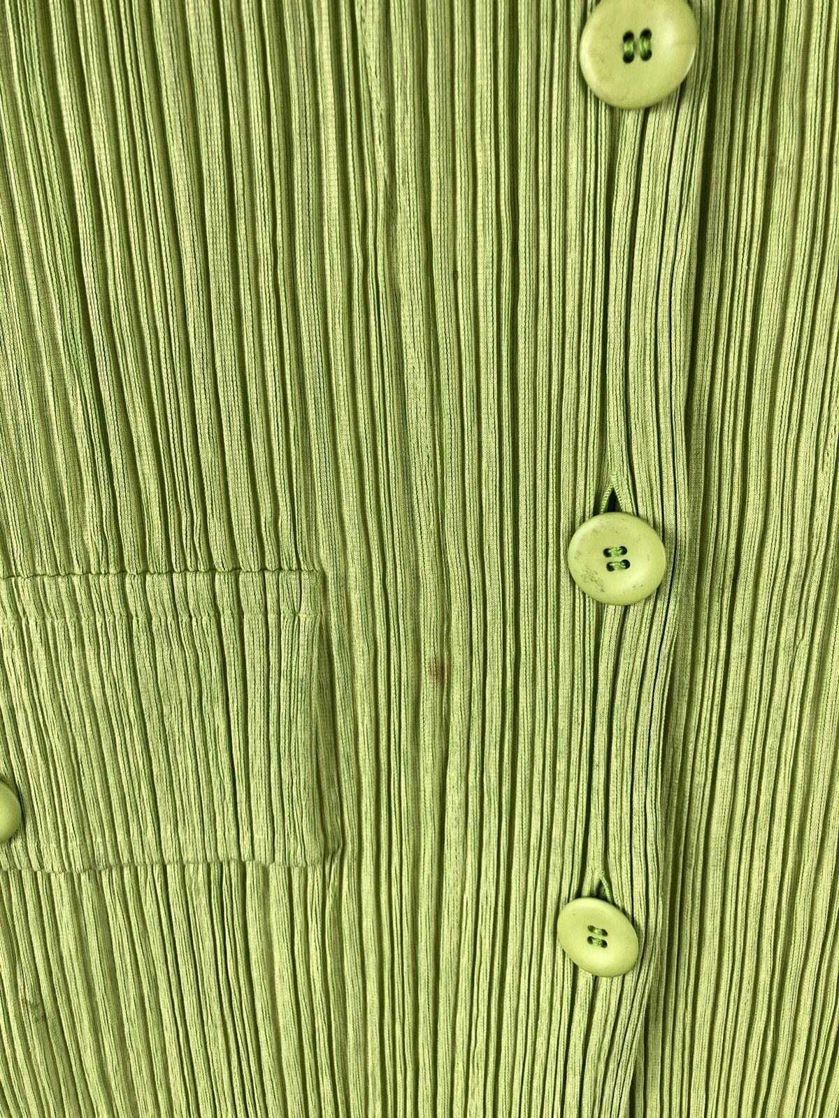 Issey Miyake Pleats Please Issey Miyake Pleated Jumper Blouse Grass Green Size M / US 6-8 / IT 42-44 - 9 Thumbnail