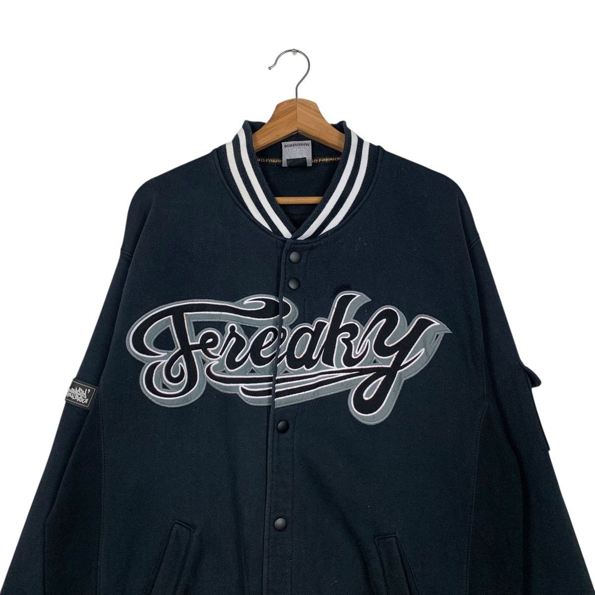 Japanese Brand FREAKY Spellout Big Logo Varsity Jacket #2064-C90 Size US L / EU 52-54 / 3 - 2 Thumbnail