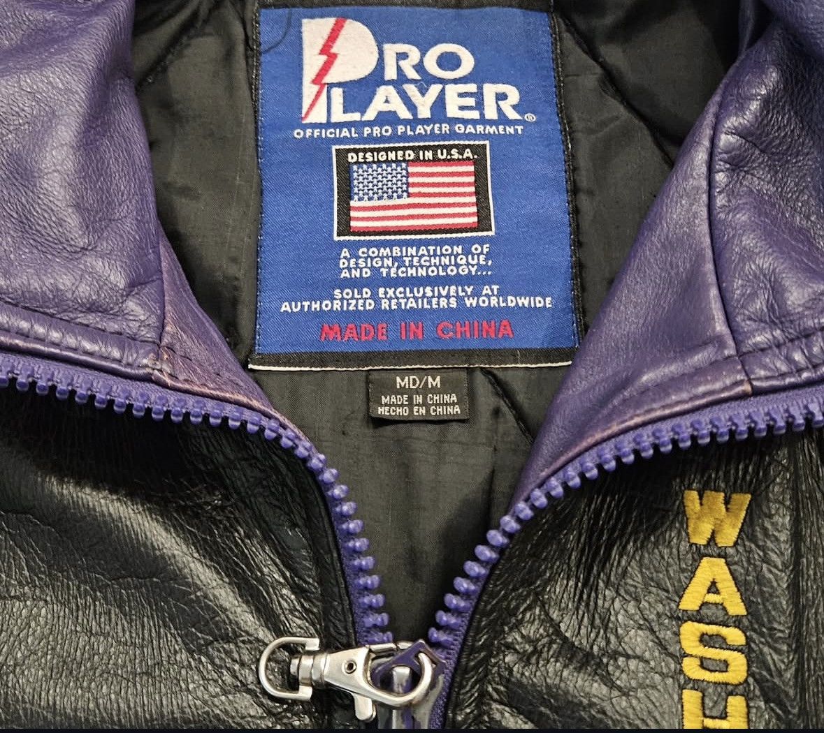 Pro Player WASHINGTON HUSKIES LEATHER JACKET Size US M / EU 48-50 / 2 - 8 Thumbnail