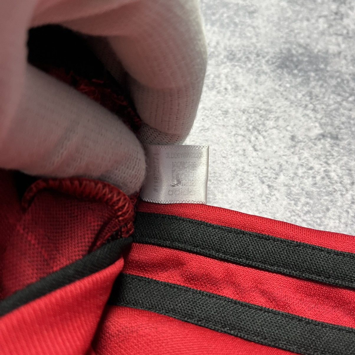 Adidas Vintage Adidas Manchester United 2018/19 Home Soccer Jersey Size US L / EU 52-54 / 3 - 12 Thumbnail