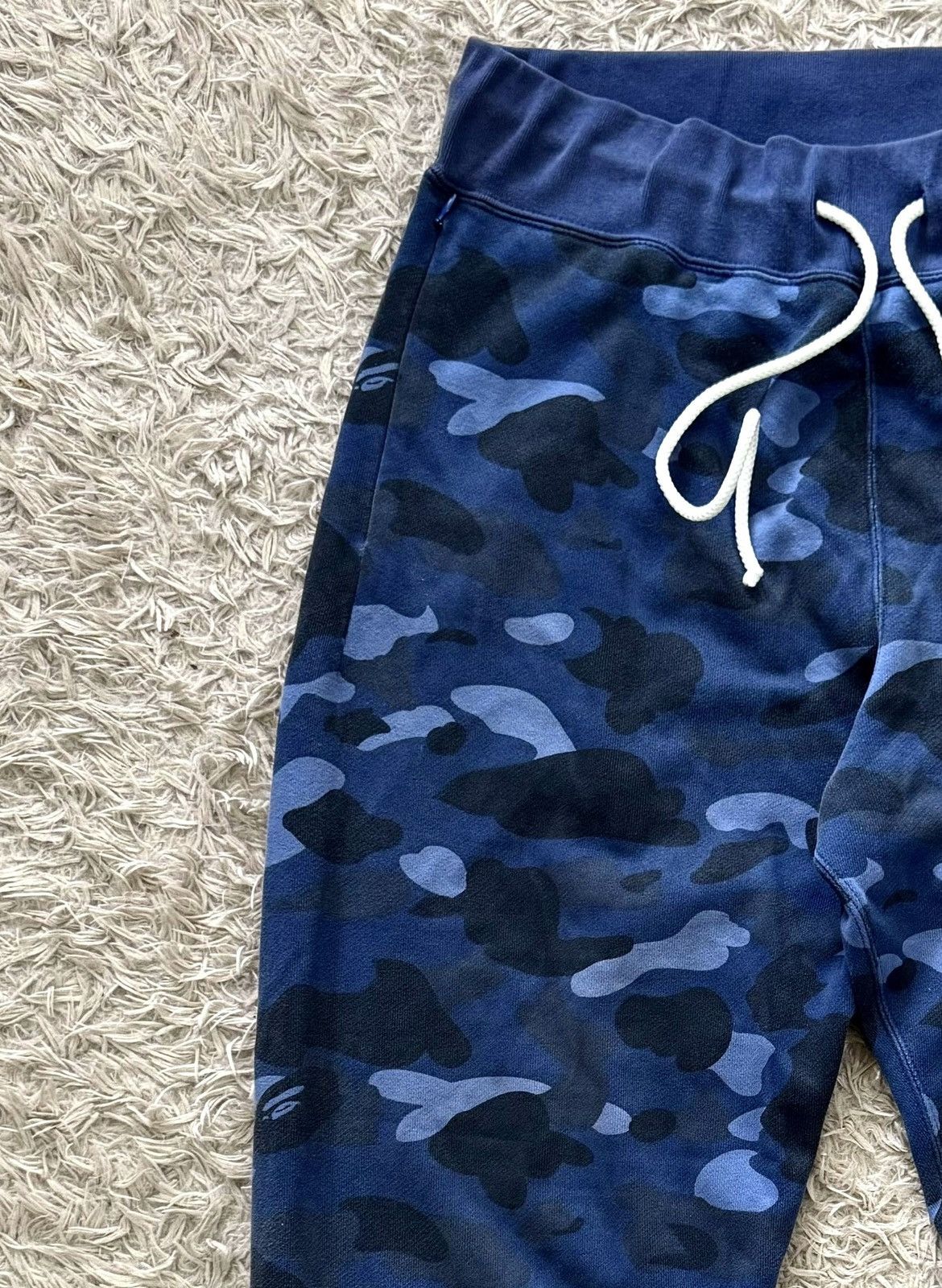 Bape RARE BAPE SPELL OUT BLUE CAMO JOGGERS Size US 32 / EU 48 - 3 Thumbnail