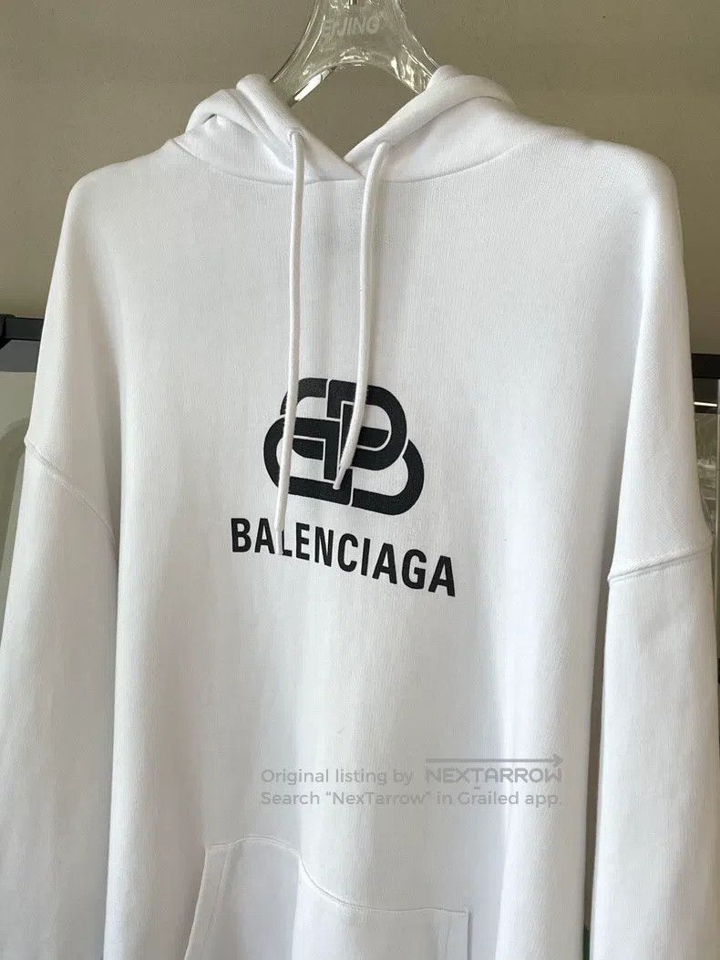 Balenciaga Balenciaga White letter logo sweatshirt size m Size US M / EU 48-50 / 2 - 3 Thumbnail