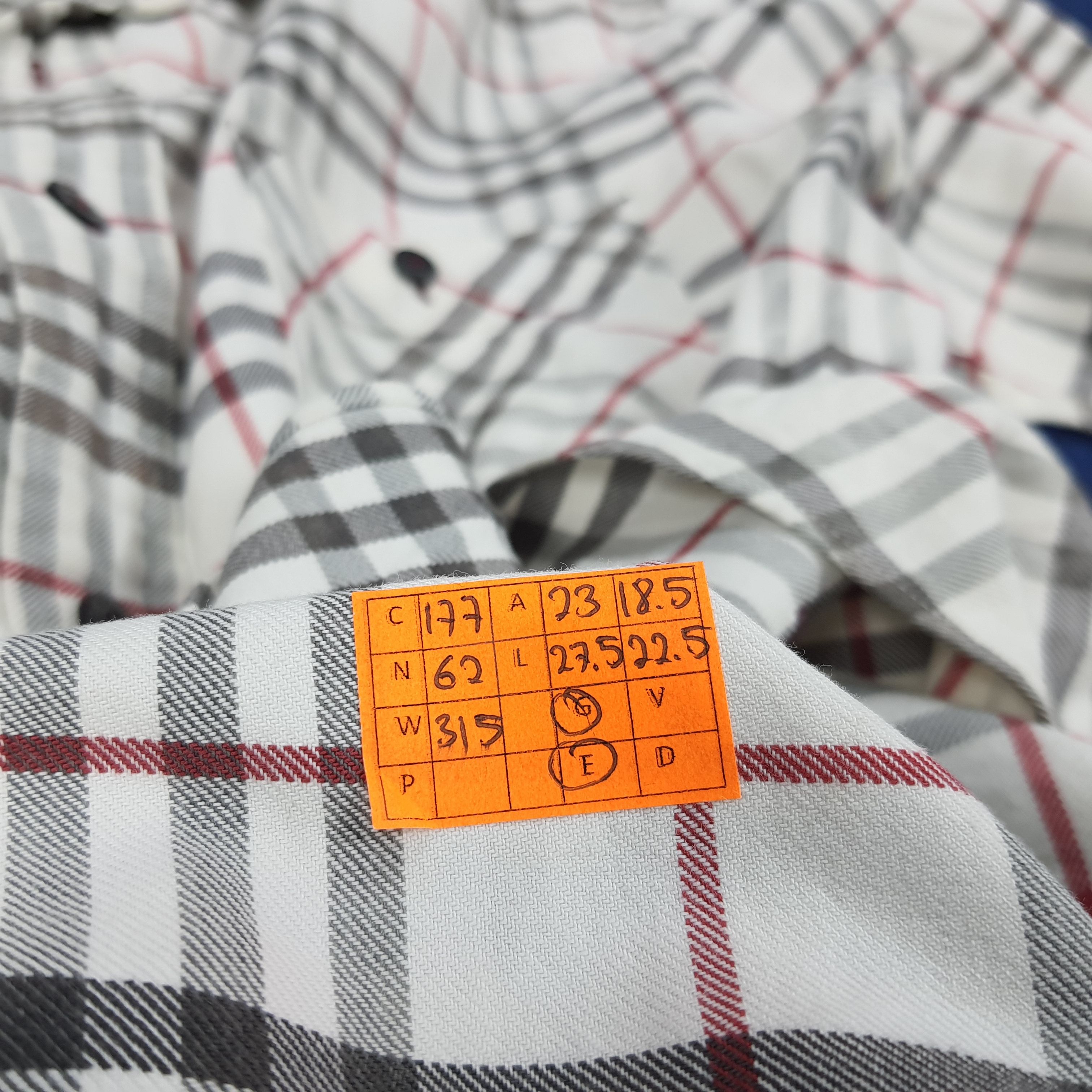 Burberry × Vintage Vintage Burberry Black Label Tartan Button Up Shirt Size US L / EU 52-54 / 3 - 11 Thumbnail
