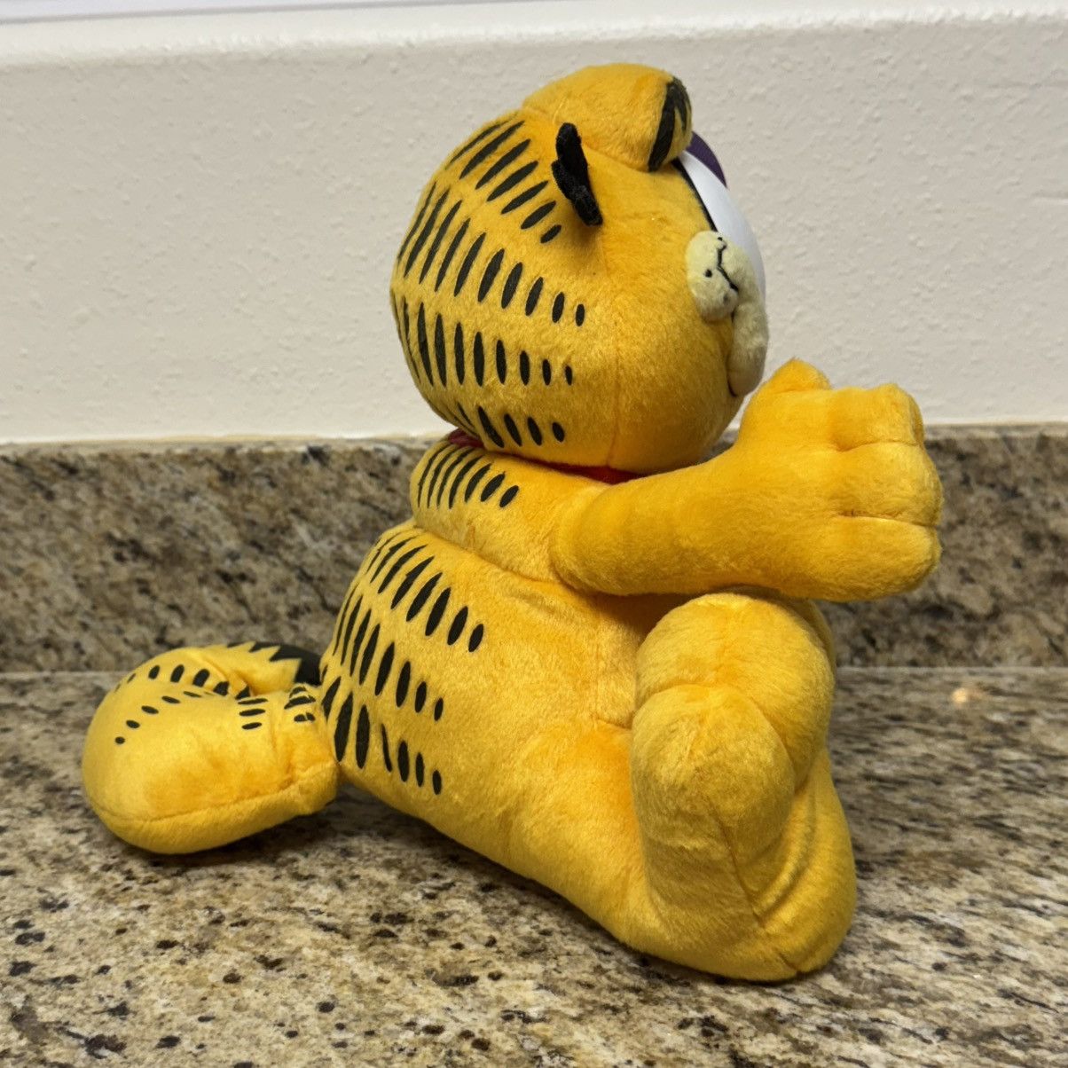 Vintage Vintage Garfield Te Quiero” 11” Spanish Valentines Day Plush Size ONE SIZE - 3 Thumbnail