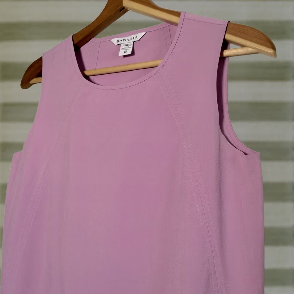 Athleta Athleta Zephyr Refined Tank Top Shirt Women XS Purple Camisole Stretch Sleeveless Round Neck Pullover Wide Strap Size XS / US 0-2 / IT 36-38 - 1 Thumbnail